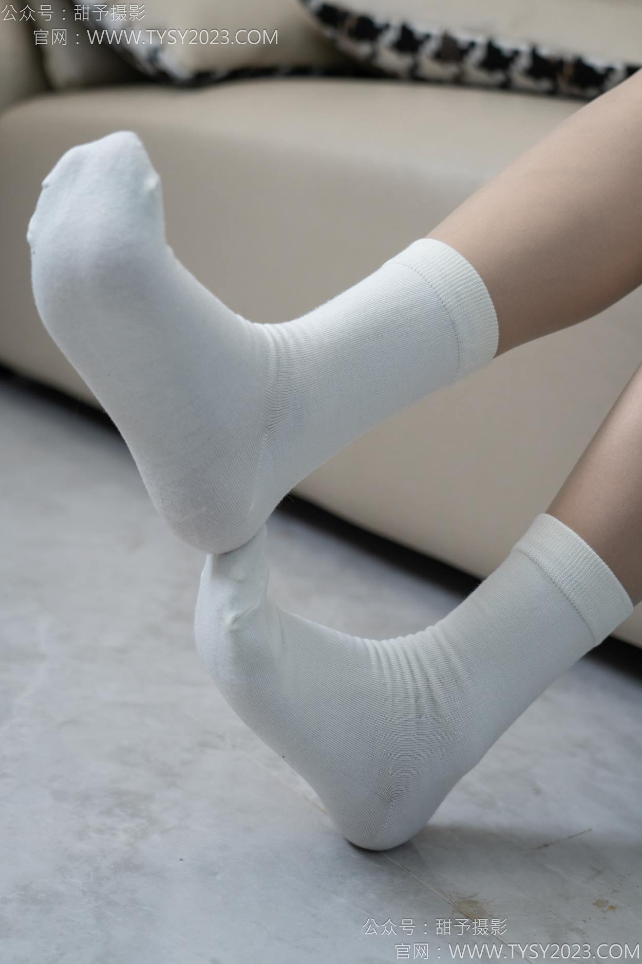 图片[10]-甜予摄影 NO.154 澜澜-帆布鞋、白棉袜、薄灰丝、跺脚抖腿剧情[97P] – 速更版-美库