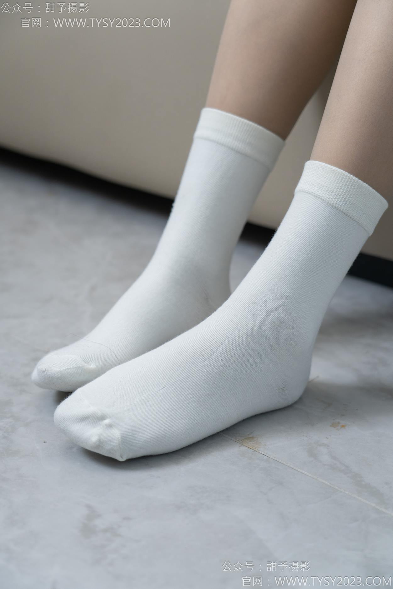 图片[11]-甜予摄影 NO.154 澜澜-帆布鞋、白棉袜、薄灰丝、跺脚抖腿剧情[97P] – 速更版-美库