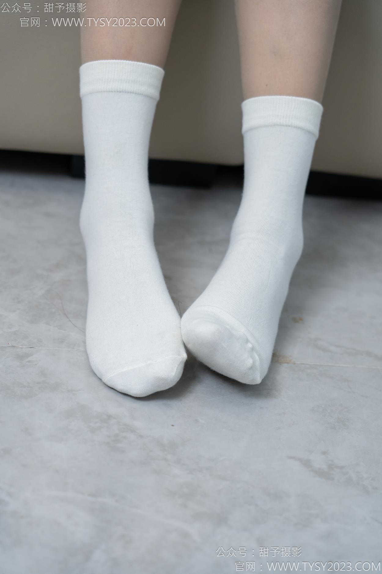 图片[29]-甜予摄影 NO.154 澜澜-帆布鞋、白棉袜、薄灰丝、跺脚抖腿剧情[97P] – 速更版-美库