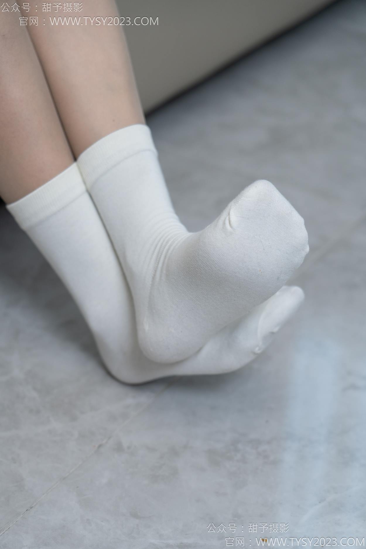 图片[41]-甜予摄影 NO.154 澜澜-帆布鞋、白棉袜、薄灰丝、跺脚抖腿剧情[97P] – 速更版-美库