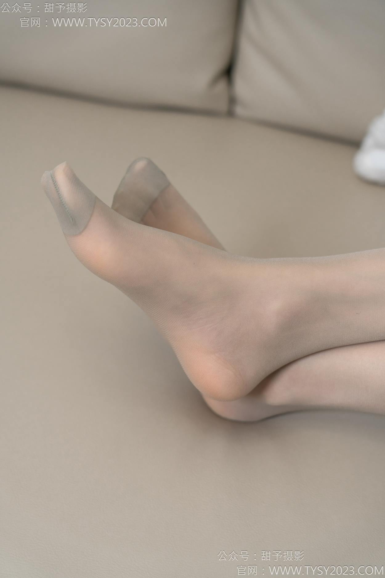 图片[44]-甜予摄影 NO.154 澜澜-帆布鞋、白棉袜、薄灰丝、跺脚抖腿剧情[97P] – 速更版-美库