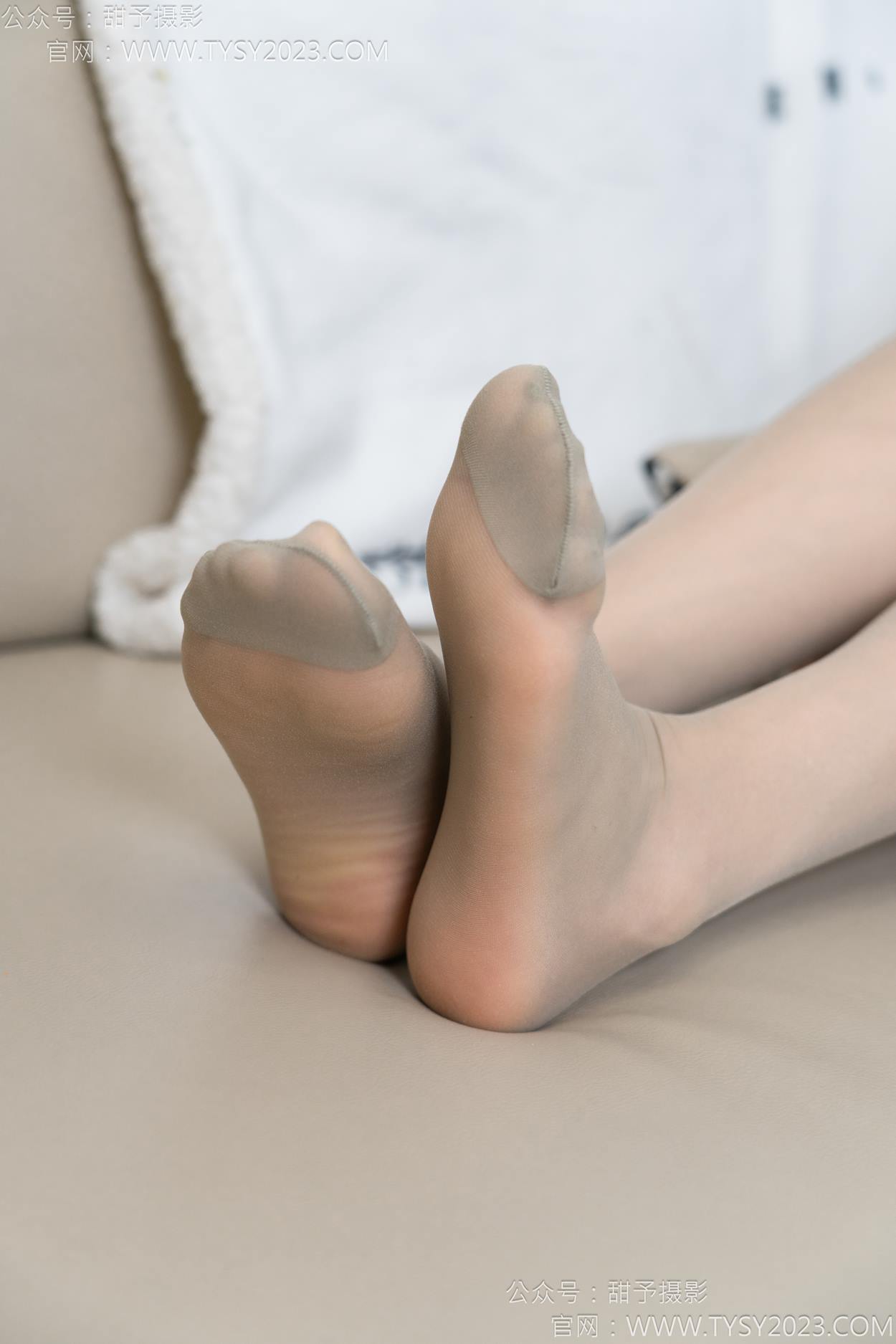 图片[48]-甜予摄影 NO.154 澜澜-帆布鞋、白棉袜、薄灰丝、跺脚抖腿剧情[97P] – 速更版-美库