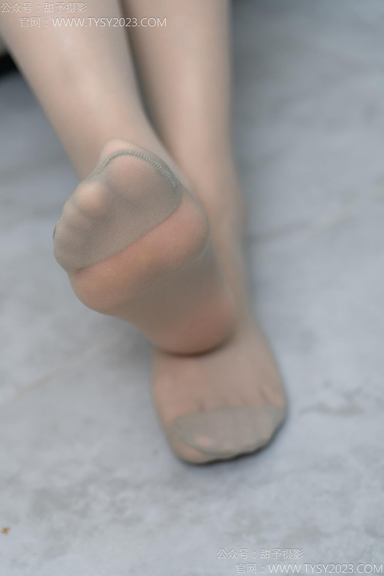 图片[53]-甜予摄影 NO.154 澜澜-帆布鞋、白棉袜、薄灰丝、跺脚抖腿剧情[97P] – 速更版-美库