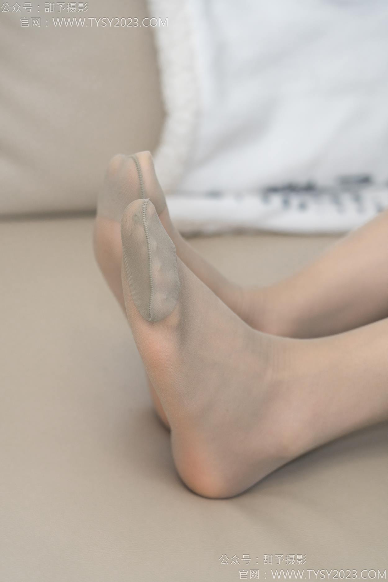 图片[55]-甜予摄影 NO.154 澜澜-帆布鞋、白棉袜、薄灰丝、跺脚抖腿剧情[97P] – 速更版-美库