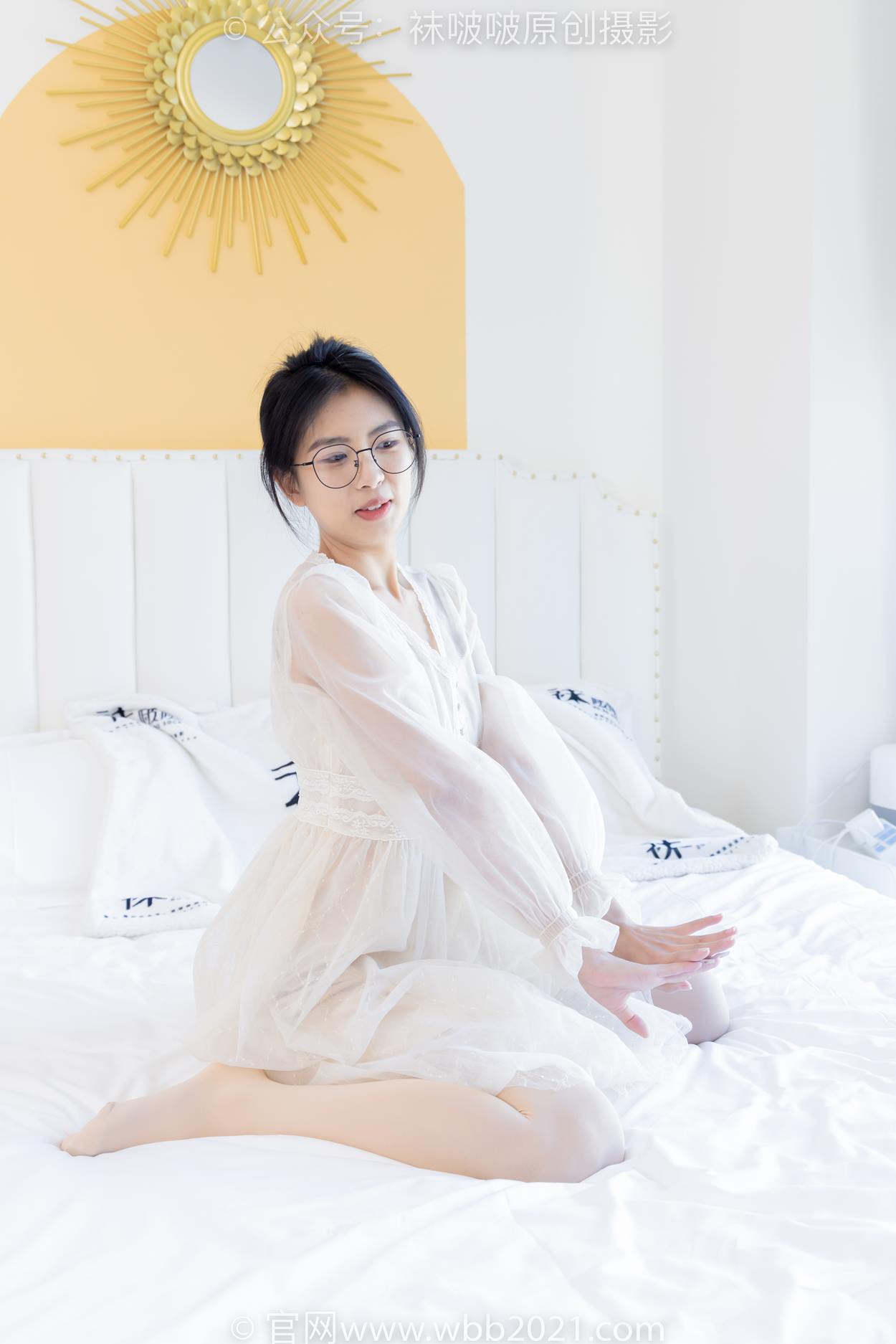 图片[31]-[BoBoSocks袜啵啵]NO.532 奶油-平底鞋、厚肉丝、瑜伽动作,皮筋绑脚老头乐挠脚剧情[116P] – 速更版-美库