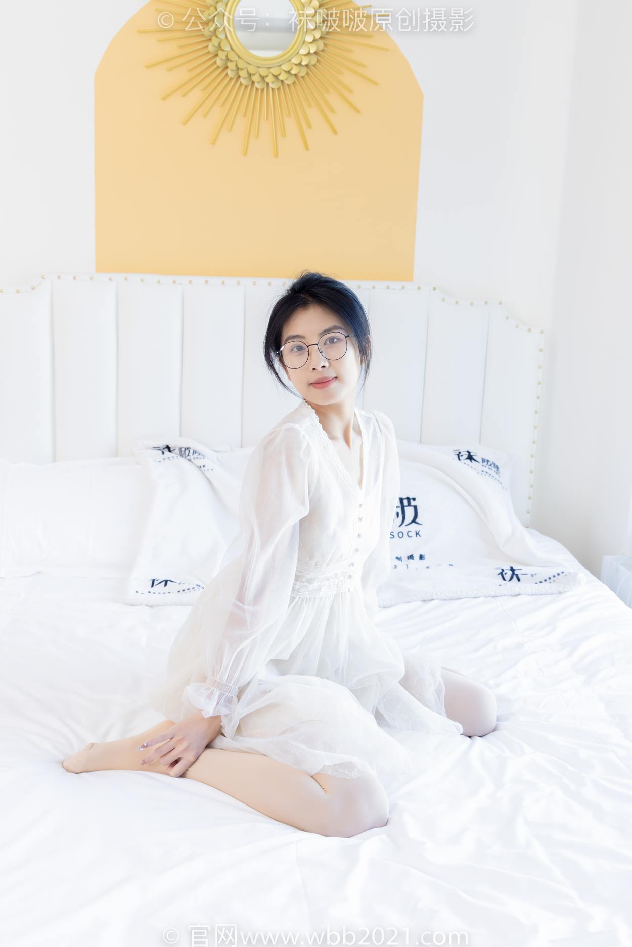 图片[40]-[BoBoSocks袜啵啵]NO.532 奶油-平底鞋、厚肉丝、瑜伽动作,皮筋绑脚老头乐挠脚剧情[116P] – 速更版-美库