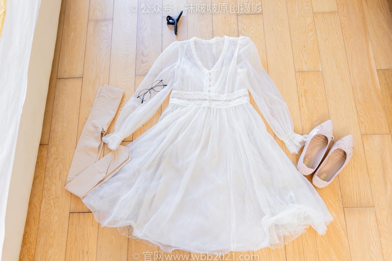 图片[42]-[BoBoSocks袜啵啵]NO.532 奶油-平底鞋、厚肉丝、瑜伽动作,皮筋绑脚老头乐挠脚剧情[116P] – 速更版-美库