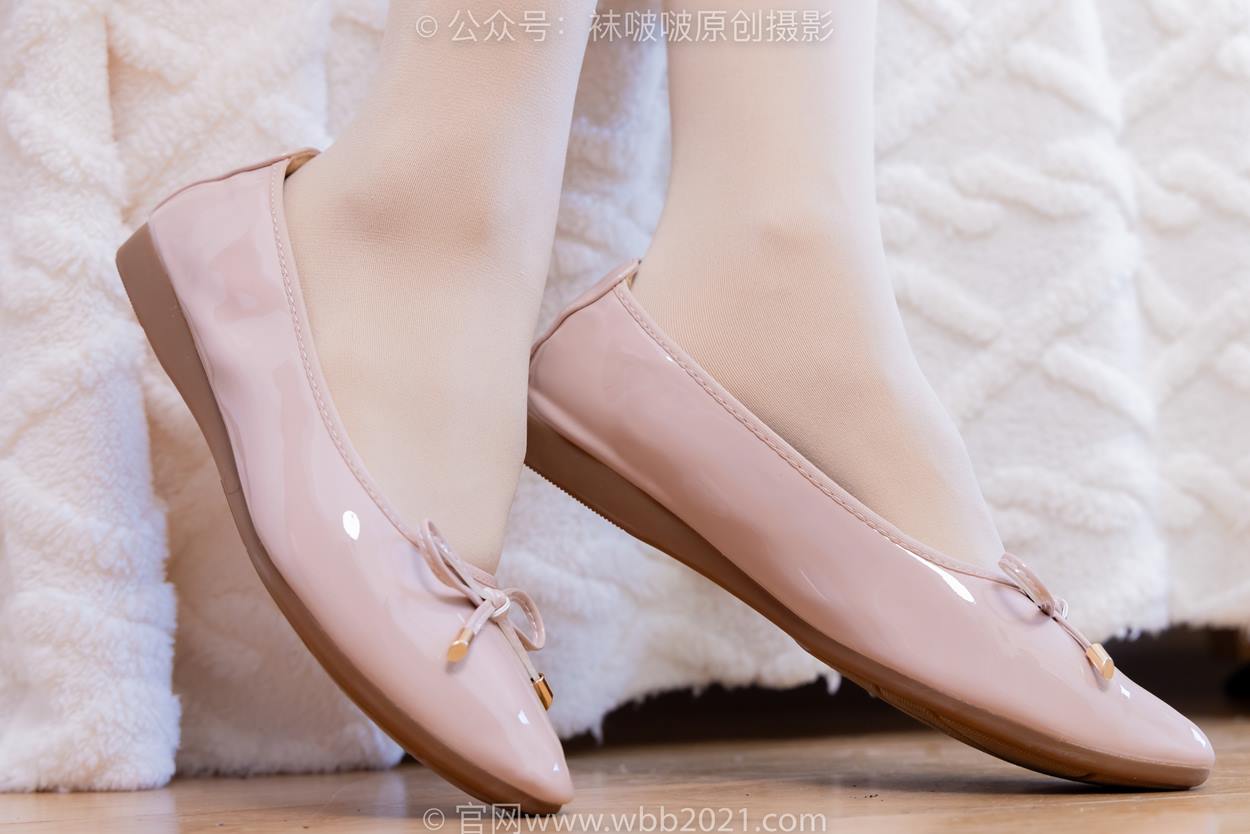 图片[60]-[BoBoSocks袜啵啵]NO.532 奶油-平底鞋、厚肉丝、瑜伽动作,皮筋绑脚老头乐挠脚剧情[116P] – 速更版-美库