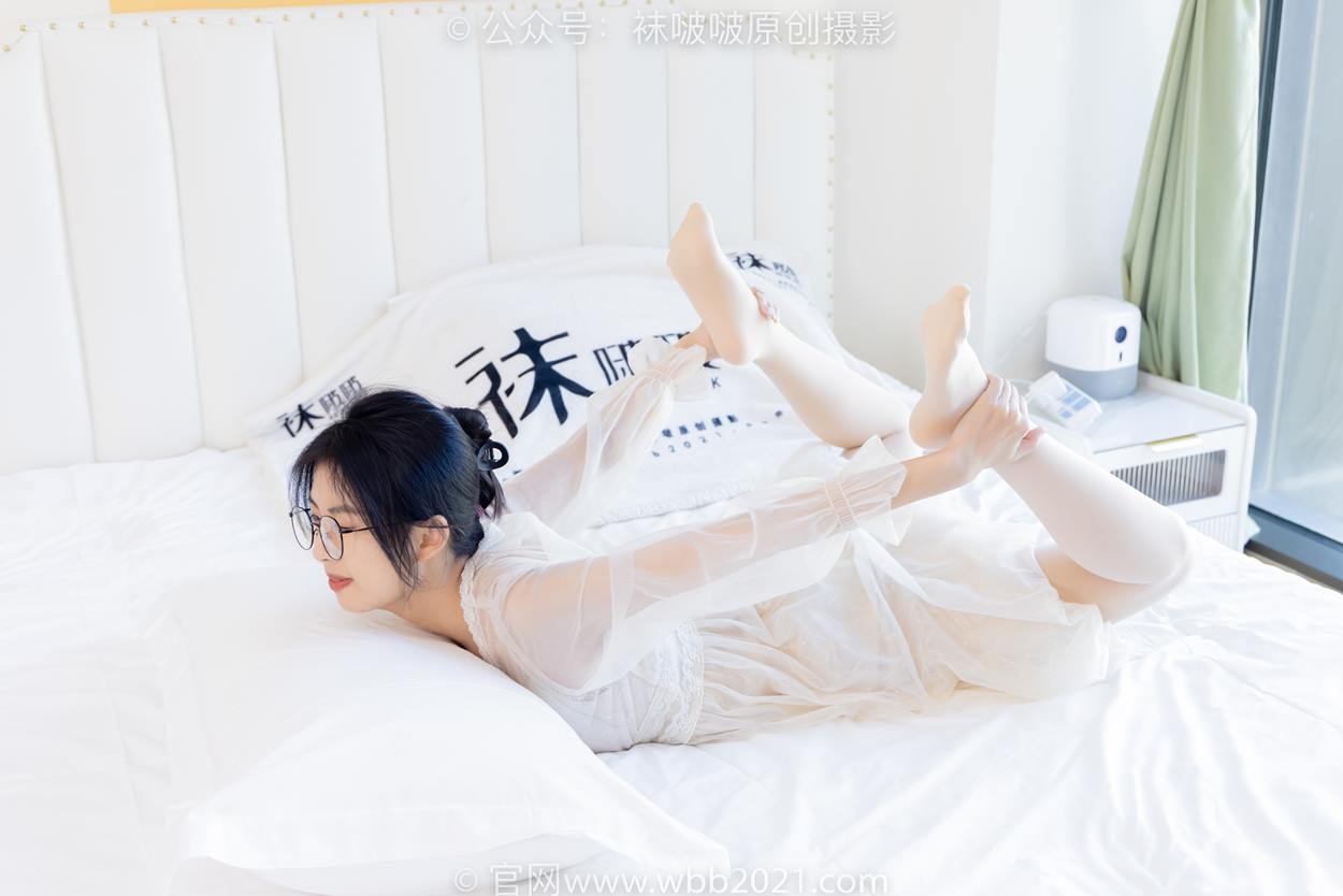 图片[74]-[BoBoSocks袜啵啵]NO.532 奶油-平底鞋、厚肉丝、瑜伽动作,皮筋绑脚老头乐挠脚剧情[116P] – 速更版-美库