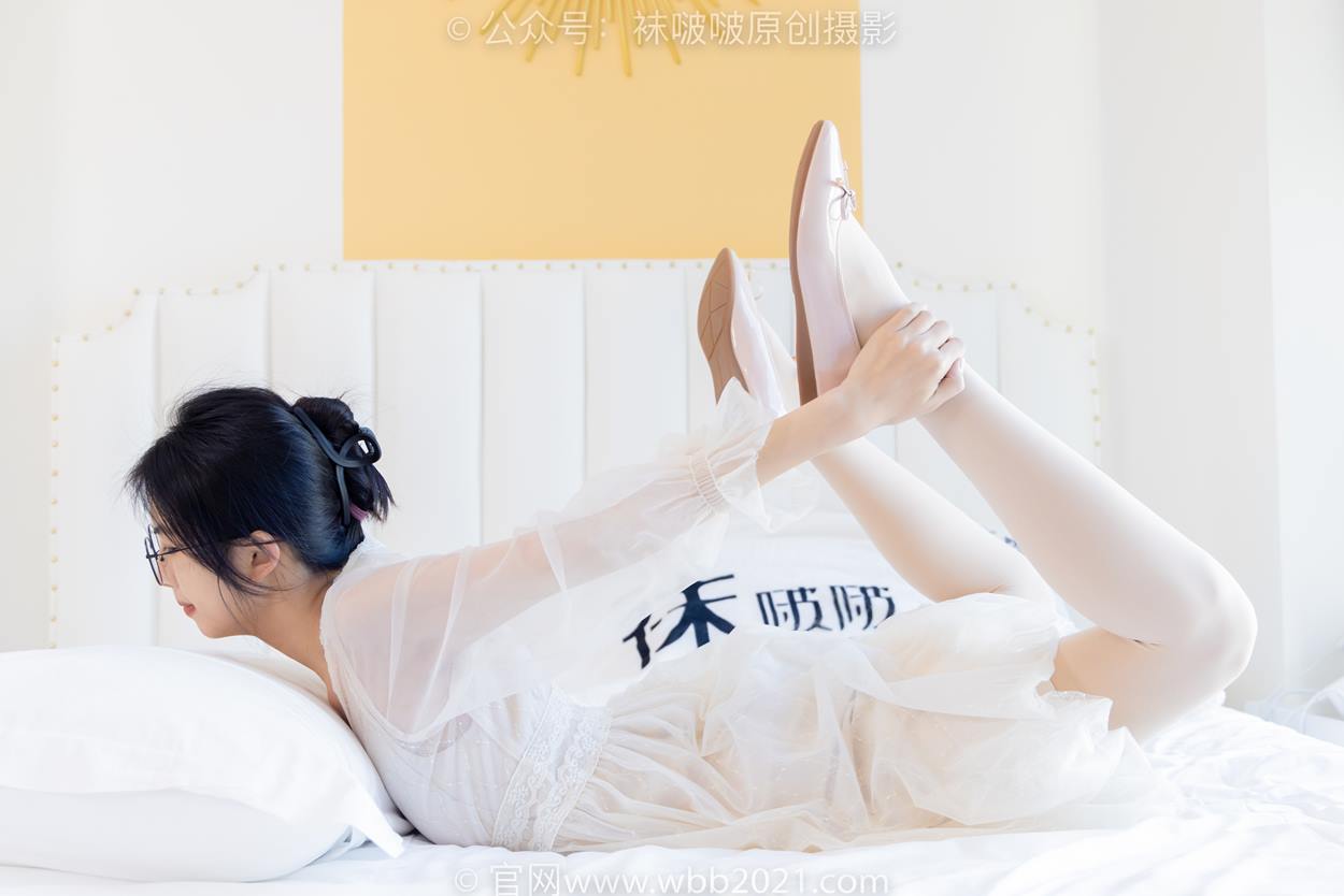 图片[85]-[BoBoSocks袜啵啵]NO.532 奶油-平底鞋、厚肉丝、瑜伽动作,皮筋绑脚老头乐挠脚剧情[116P] – 速更版-美库