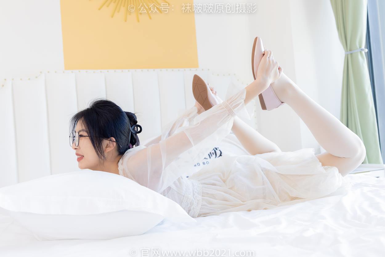 图片[87]-[BoBoSocks袜啵啵]NO.532 奶油-平底鞋、厚肉丝、瑜伽动作,皮筋绑脚老头乐挠脚剧情[116P] – 速更版-美库