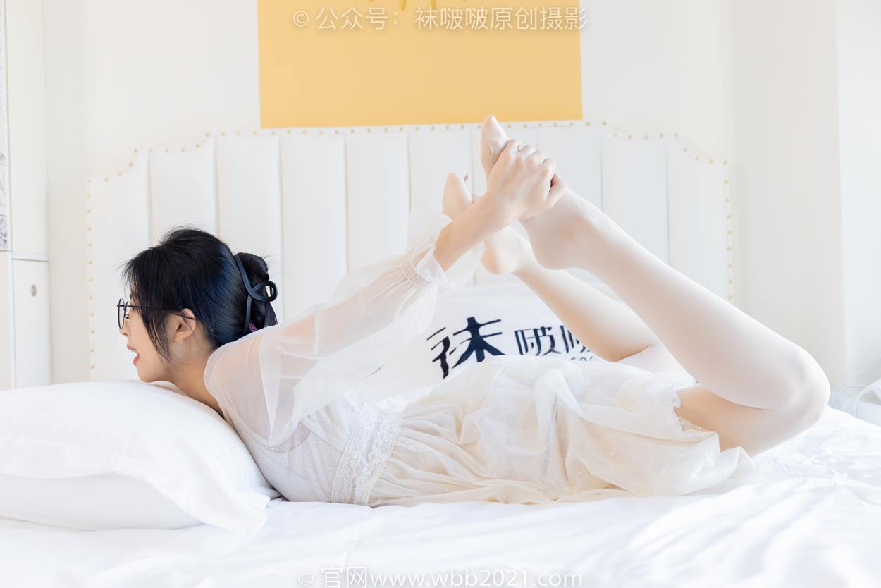 图片[89]-[BoBoSocks袜啵啵]NO.532 奶油-平底鞋、厚肉丝、瑜伽动作,皮筋绑脚老头乐挠脚剧情[116P] – 速更版-美库