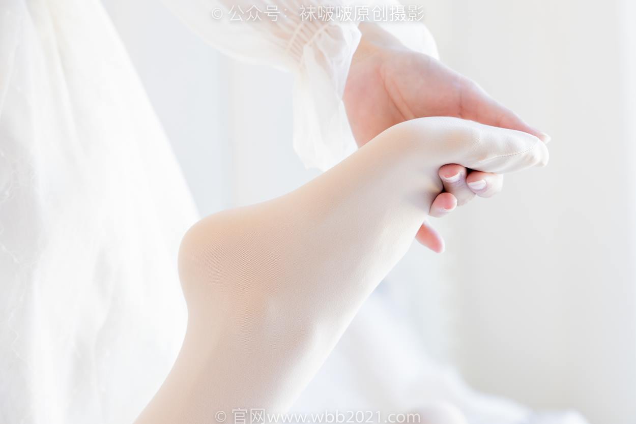 图片[108]-[BoBoSocks袜啵啵]NO.532 奶油-平底鞋、厚肉丝、瑜伽动作,皮筋绑脚老头乐挠脚剧情[116P] – 速更版-美库