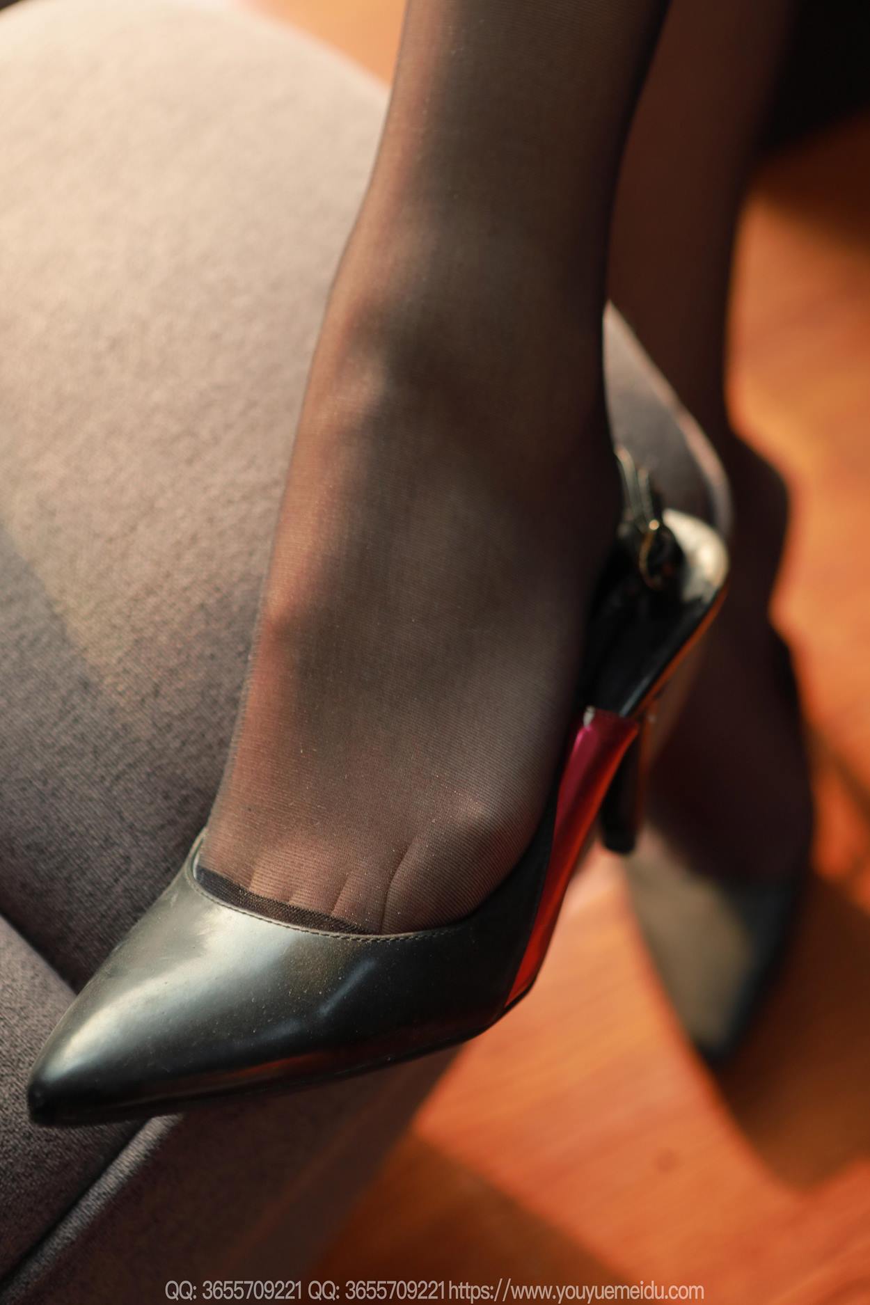 图片[18]-[IESS异思趣向] 2025.04.28 丝享家2039：秋秋《秘书白小姐》[88P] – 速更版-美库