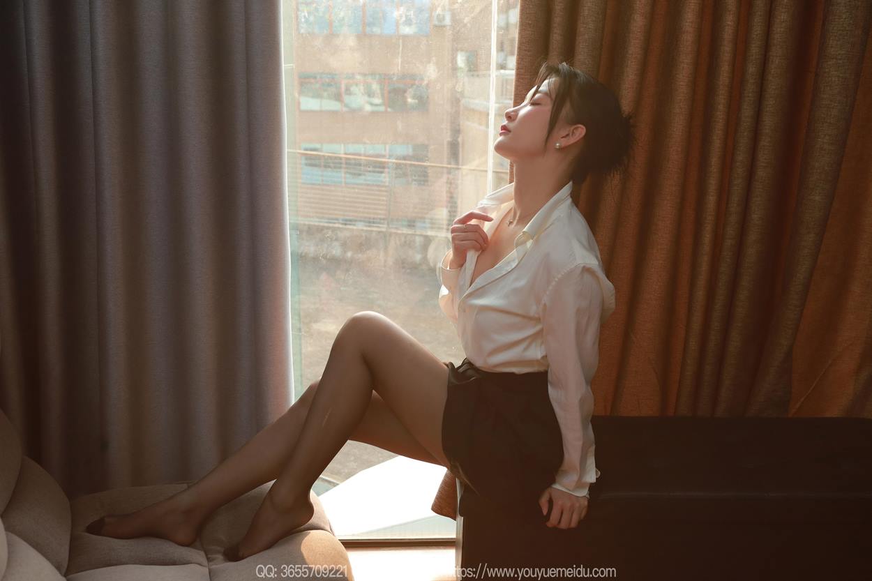 图片[39]-[IESS异思趣向] 2025.04.28 丝享家2039：秋秋《秘书白小姐》[88P] – 速更版-美库