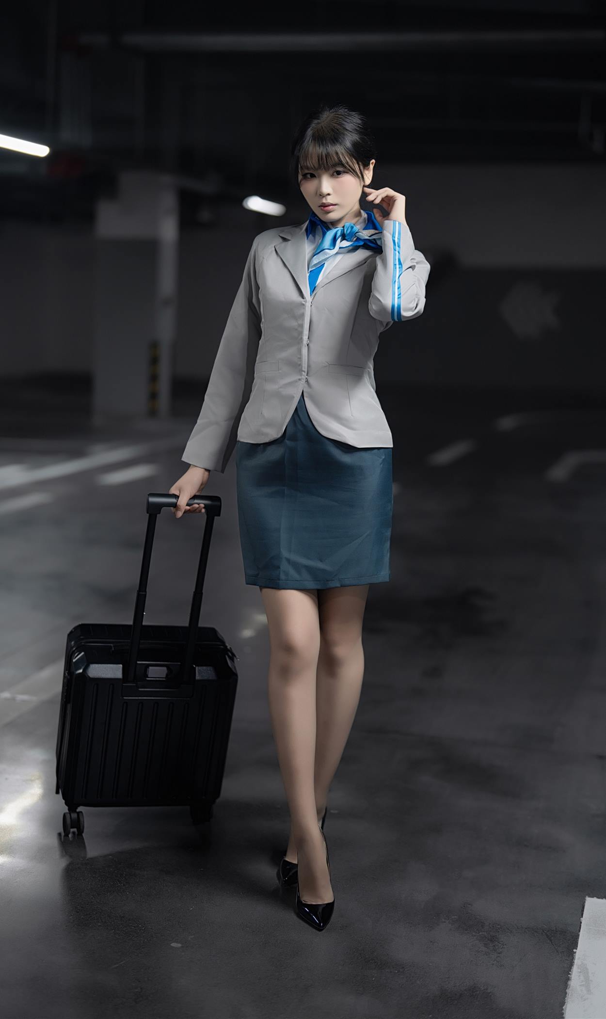 图片[13]-轩萧学姐 NO.079 – 空姐车库[18P] – 速更版-美库