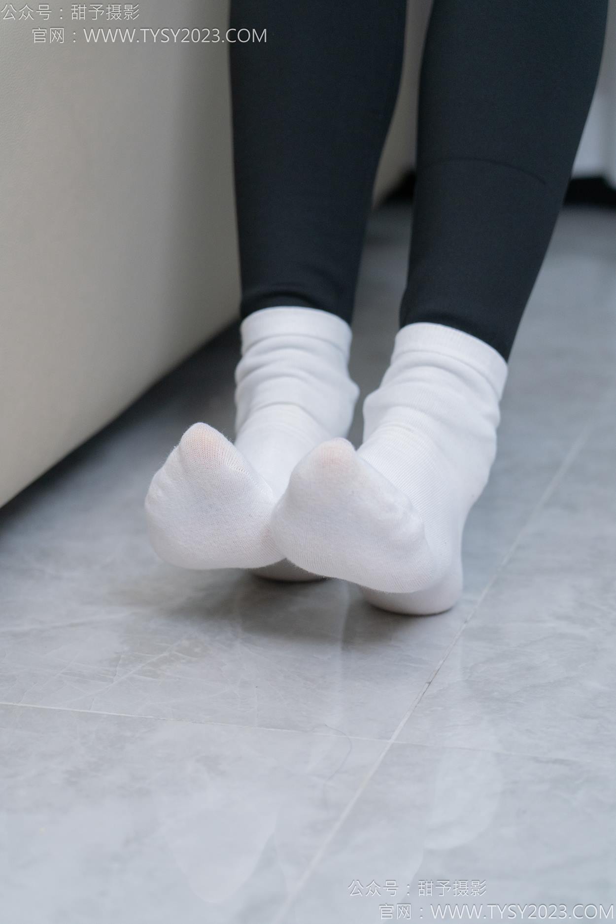 图片[17]-甜予摄影 NO.155 咖啡豆-靴子、脏袜子、裸足[92P] – 速更版-美库