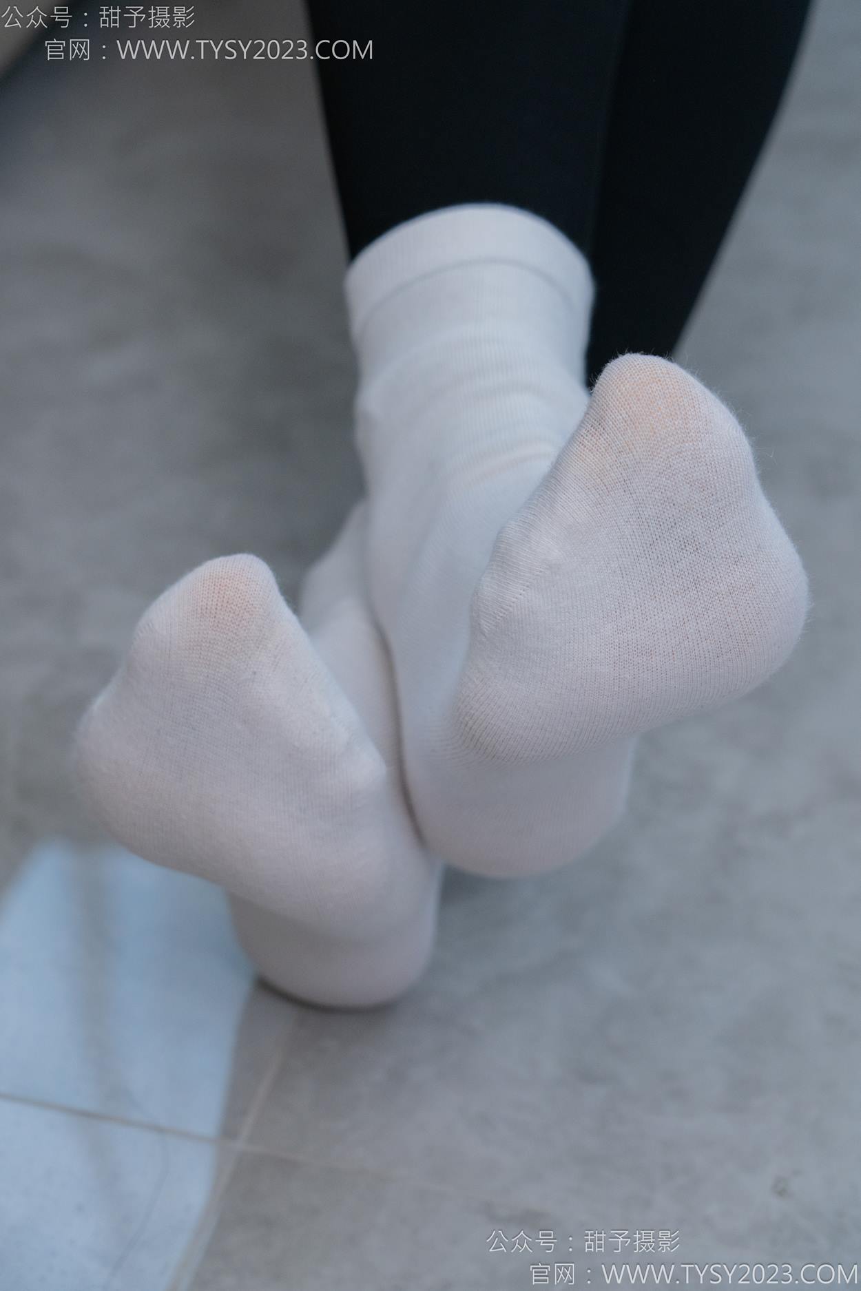 图片[27]-甜予摄影 NO.155 咖啡豆-靴子、脏袜子、裸足[92P] – 速更版-美库