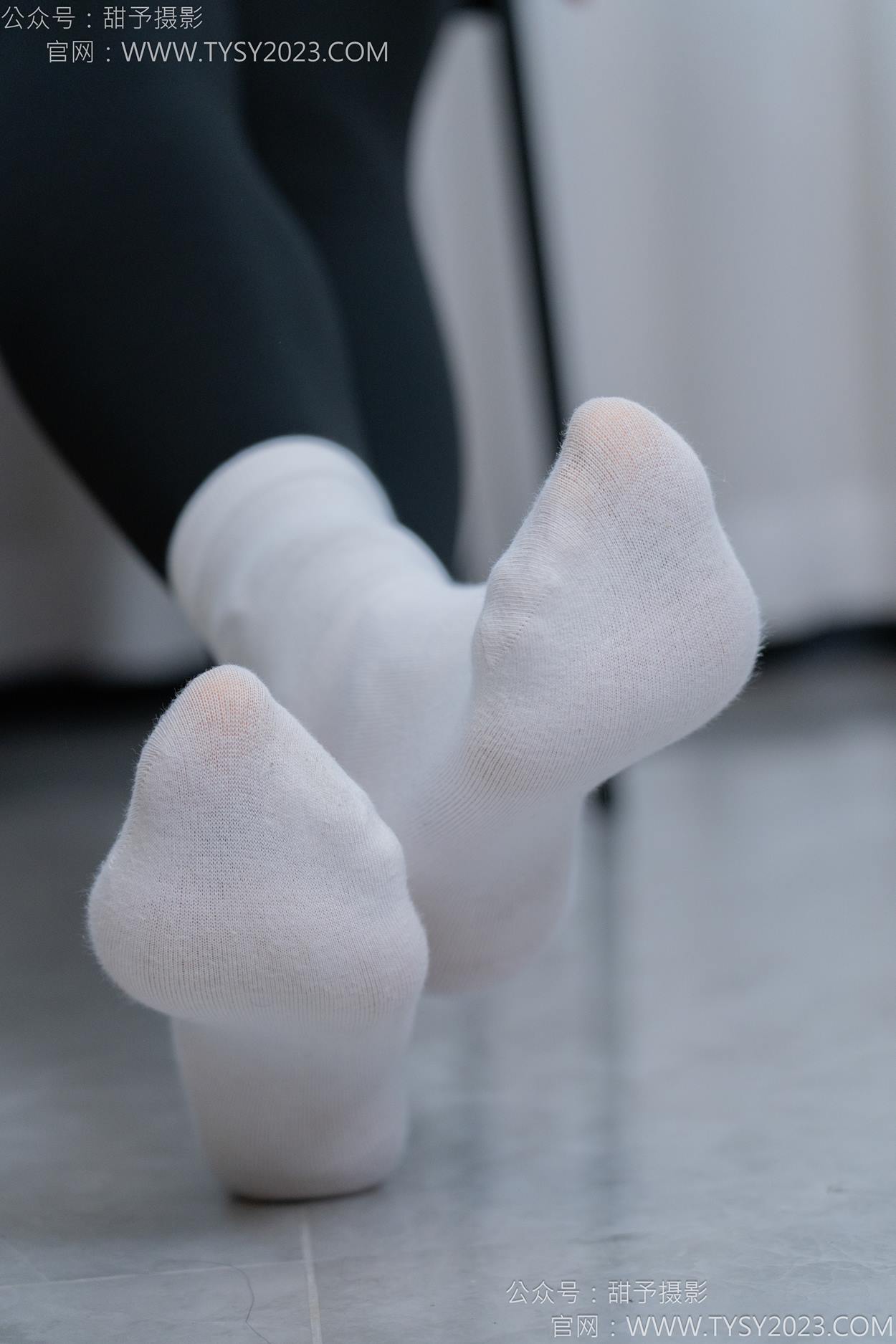 图片[29]-甜予摄影 NO.155 咖啡豆-靴子、脏袜子、裸足[92P] – 速更版-美库