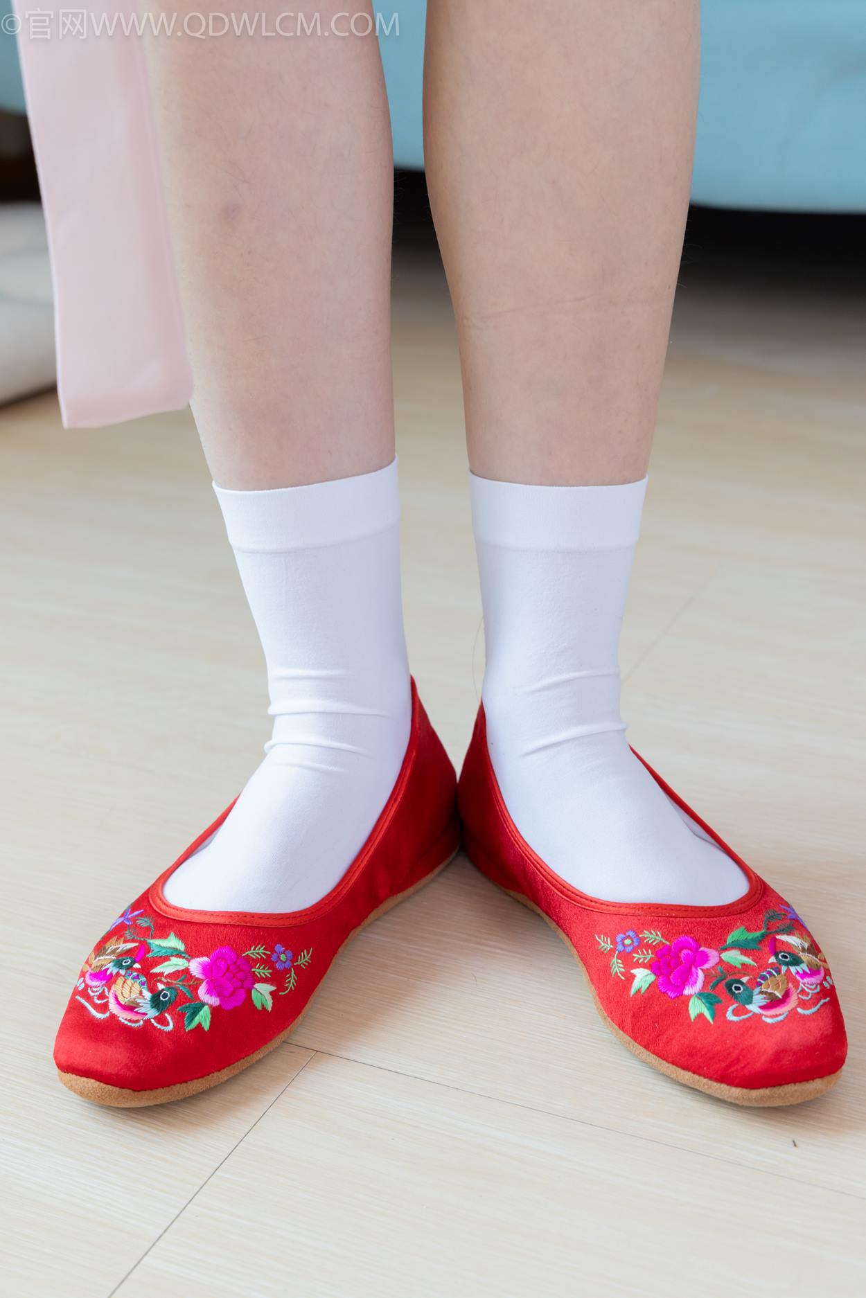 图片[11]-物恋传媒 NO.2328 绒绒-汉服、布鞋、白棉袜、红色船袜[146P] – 速更版-美库