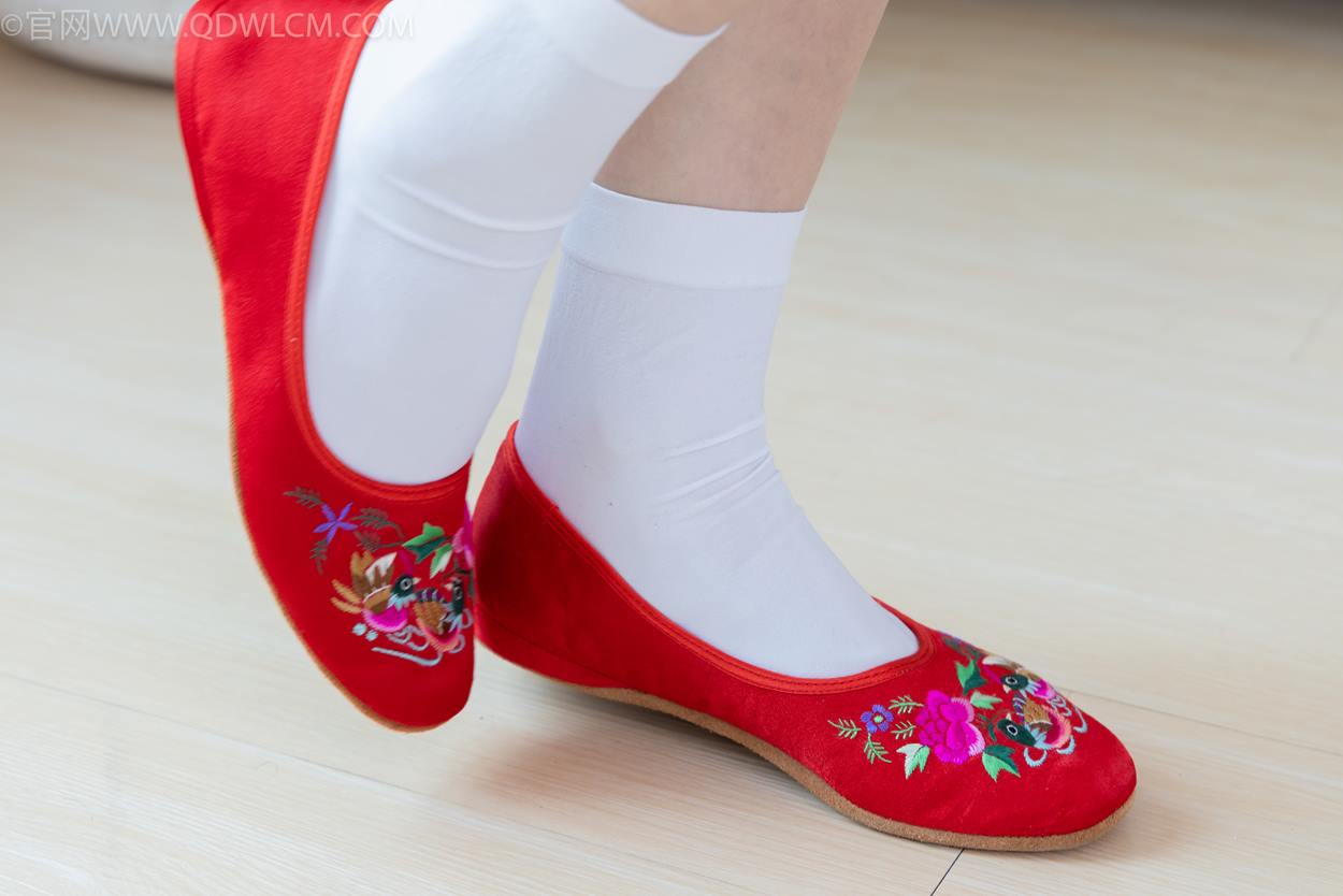 图片[16]-物恋传媒 NO.2328 绒绒-汉服、布鞋、白棉袜、红色船袜[146P] – 速更版-美库