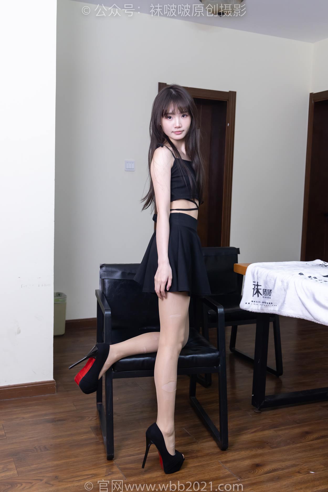 图片[32]-[BoBoSocks袜啵啵]NO.533 甜甜圈-高跟鞋、薄黑丝、薄肉丝、裸足[125P] – 速更版-美库