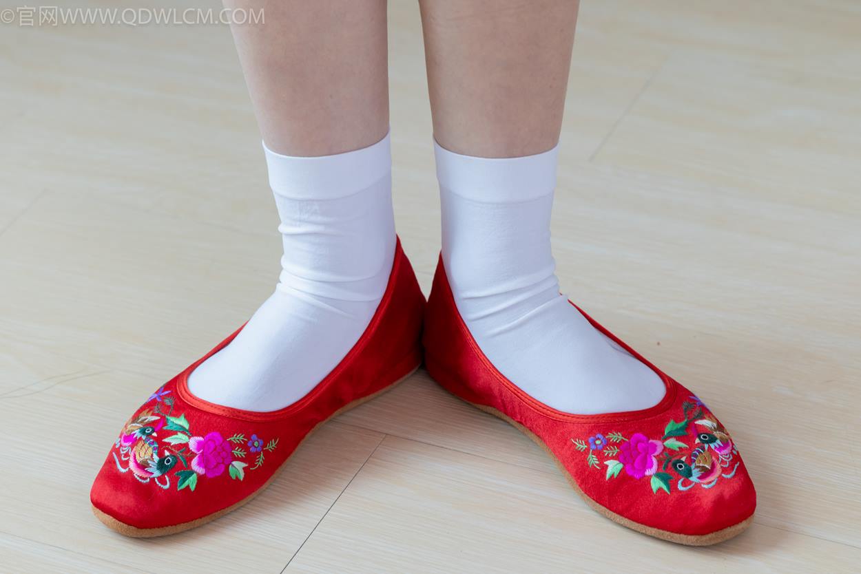 图片[38]-物恋传媒 NO.2328 绒绒-汉服、布鞋、白棉袜、红色船袜[146P] – 速更版-美库