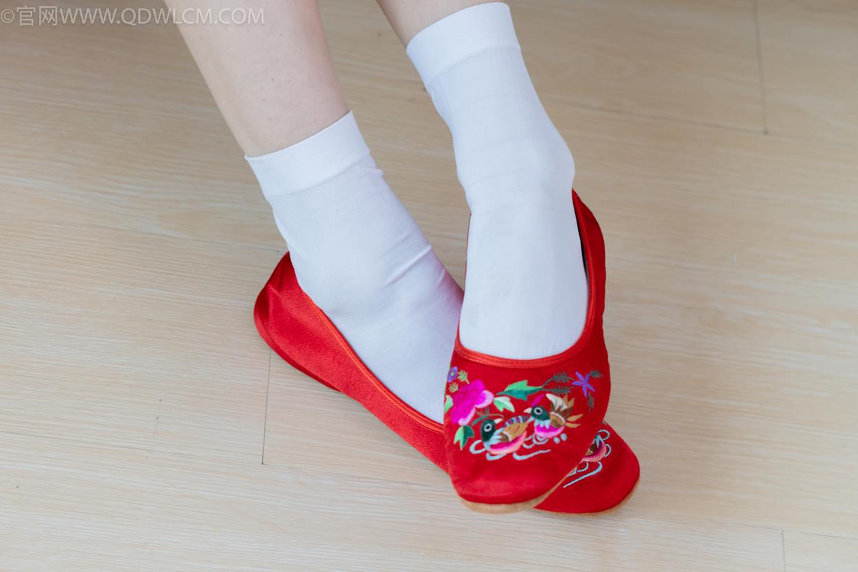 图片[60]-物恋传媒 NO.2328 绒绒-汉服、布鞋、白棉袜、红色船袜[146P] – 速更版-美库