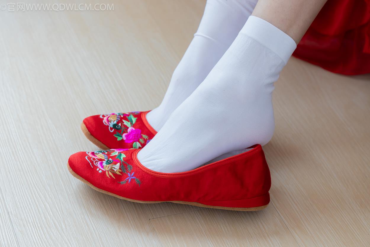 图片[64]-物恋传媒 NO.2328 绒绒-汉服、布鞋、白棉袜、红色船袜[146P] – 速更版-美库