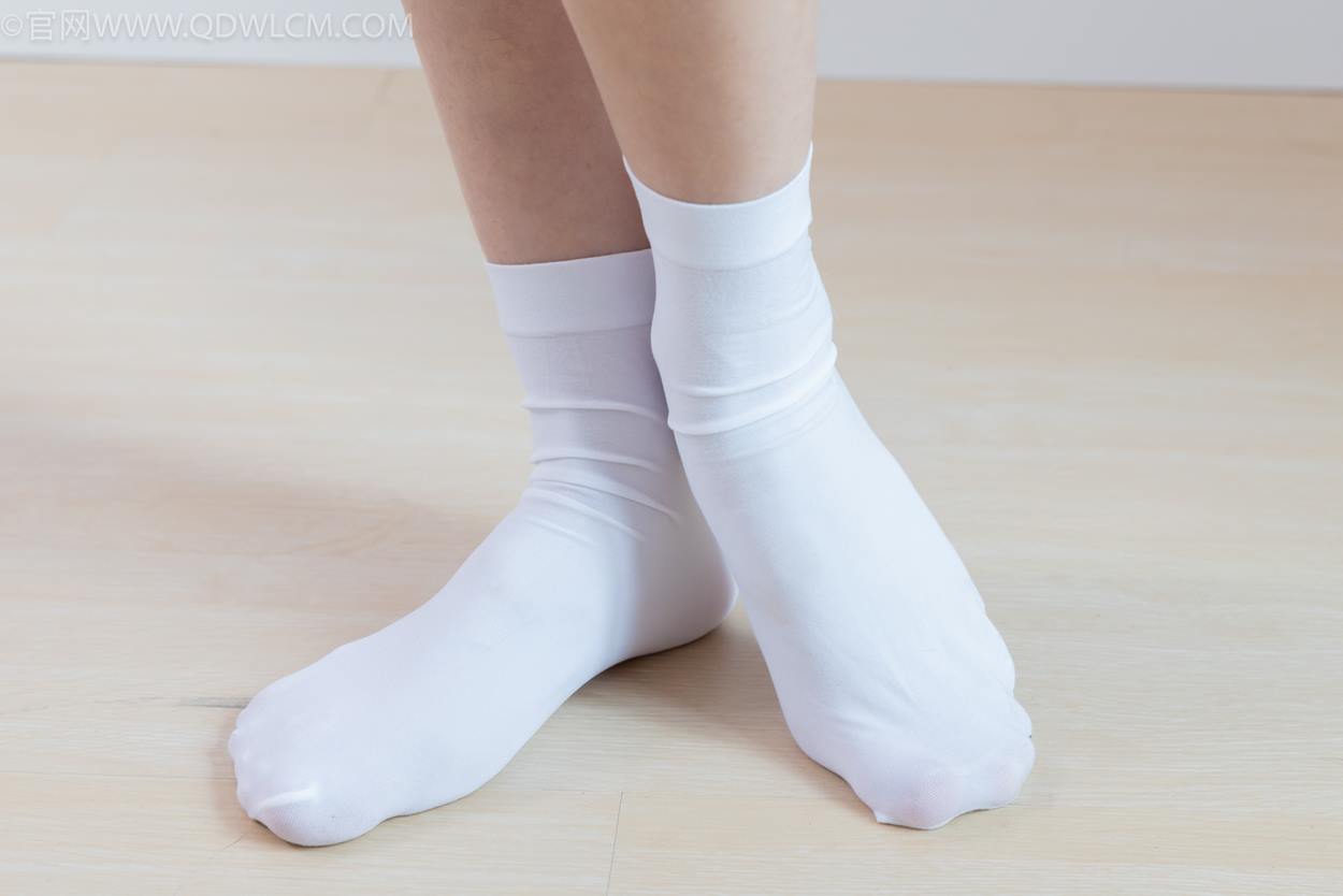 图片[77]-物恋传媒 NO.2328 绒绒-汉服、布鞋、白棉袜、红色船袜[146P] – 速更版-美库