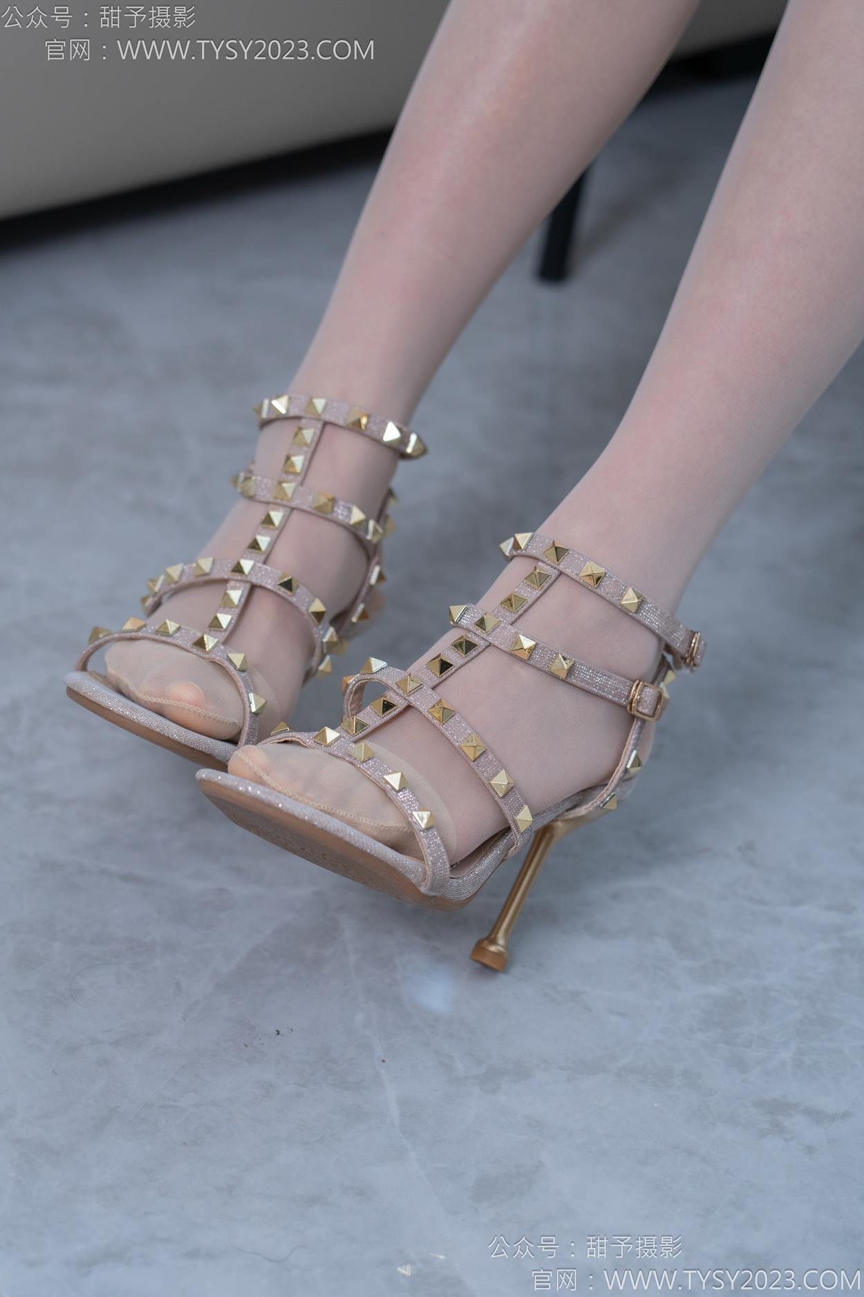 图片[22]-甜予摄影 NO.156 咻咻-高跟鞋、薄肉丝[135P] – 速更版-美库