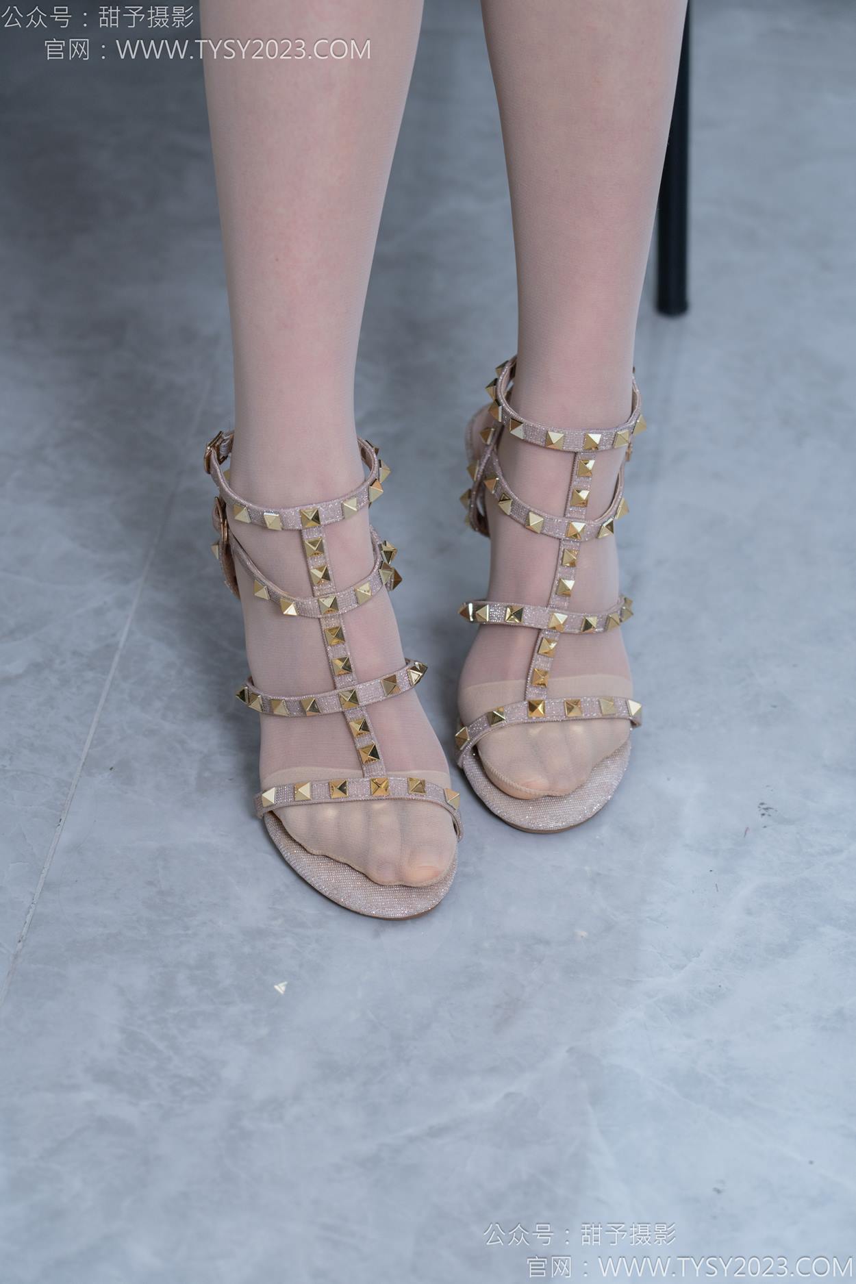 图片[29]-甜予摄影 NO.156 咻咻-高跟鞋、薄肉丝[135P] – 速更版-美库