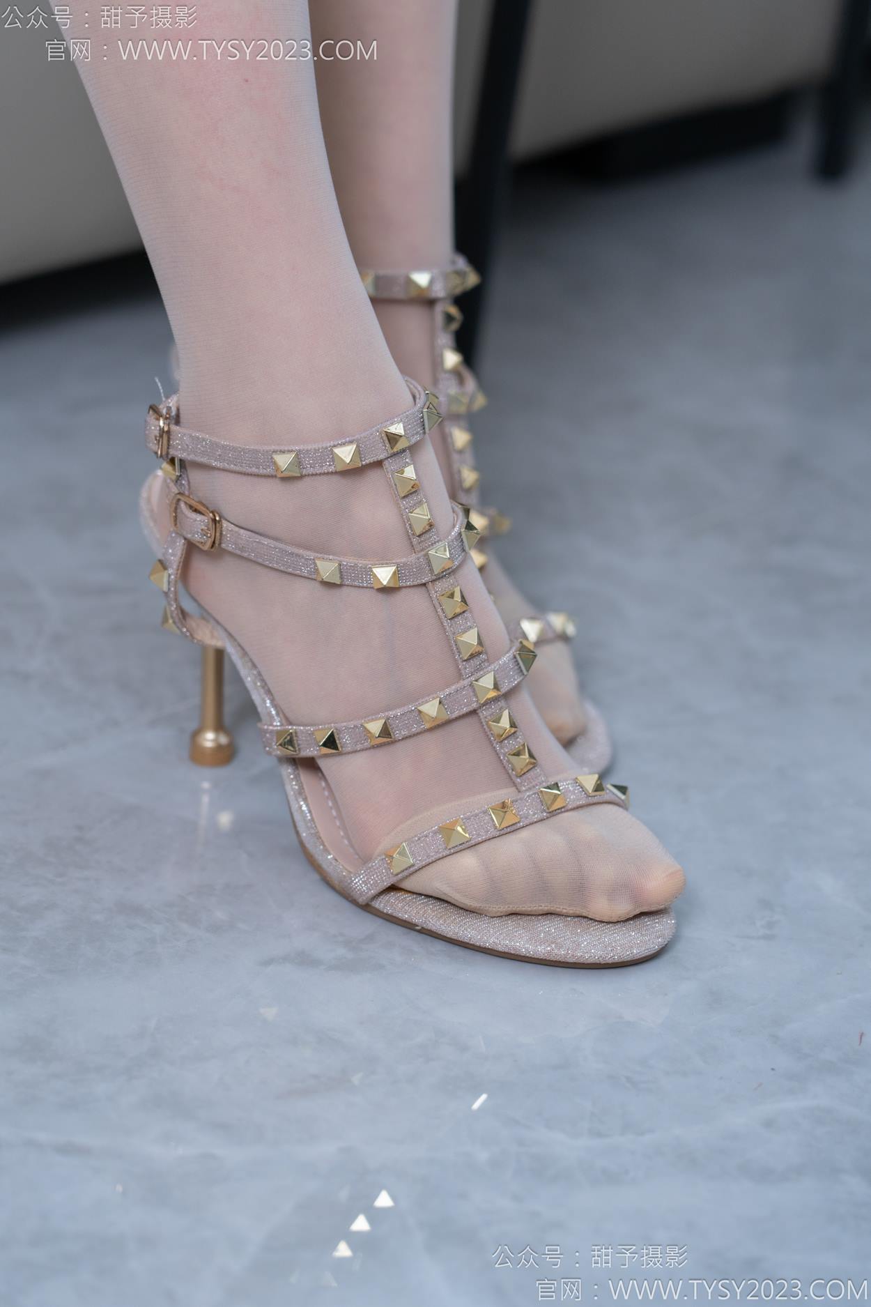 图片[50]-甜予摄影 NO.156 咻咻-高跟鞋、薄肉丝[135P] – 速更版-美库