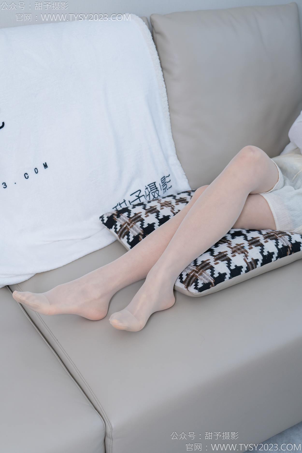 图片[92]-甜予摄影 NO.156 咻咻-高跟鞋、薄肉丝[135P] – 速更版-美库