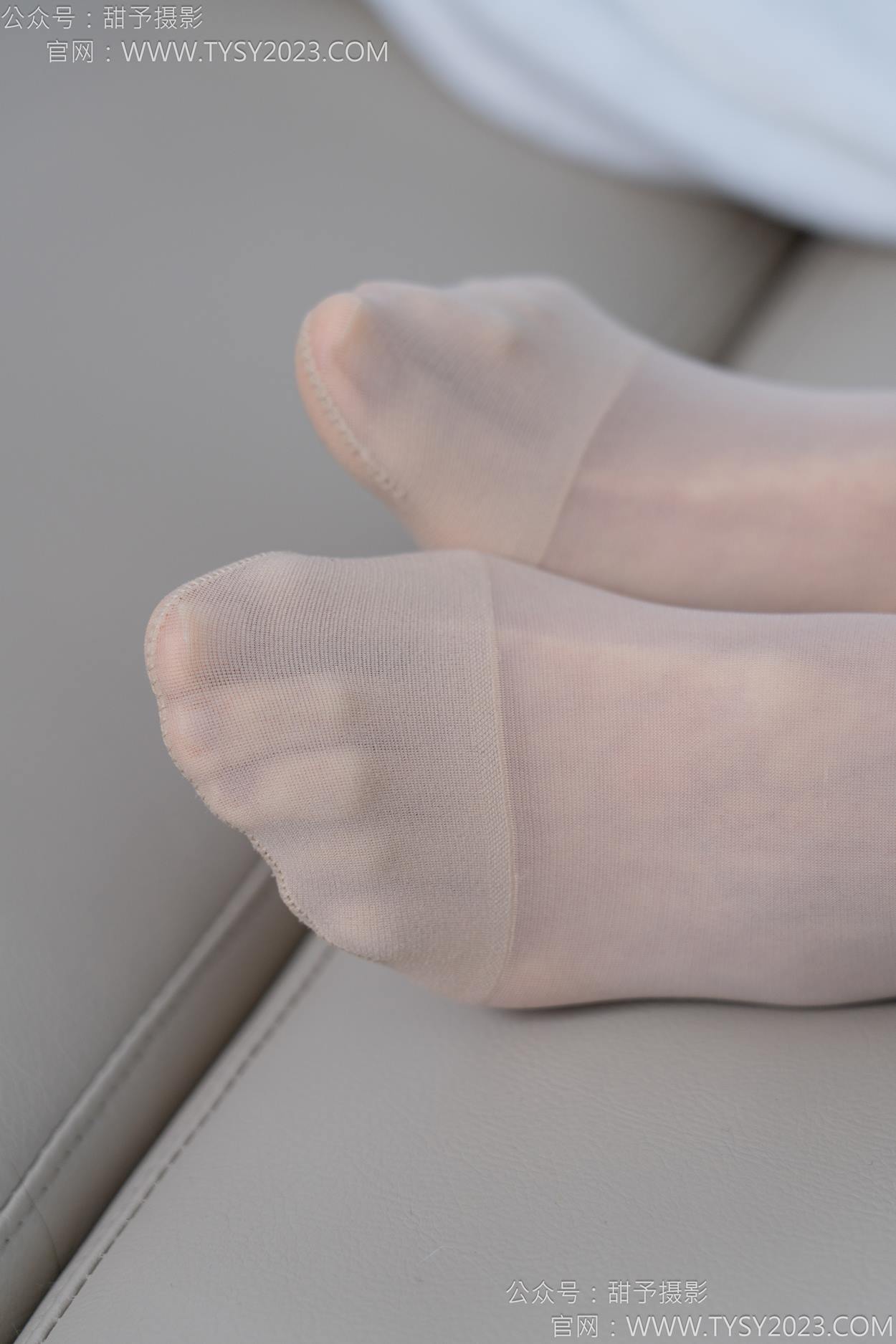 图片[95]-甜予摄影 NO.156 咻咻-高跟鞋、薄肉丝[135P] – 速更版-美库