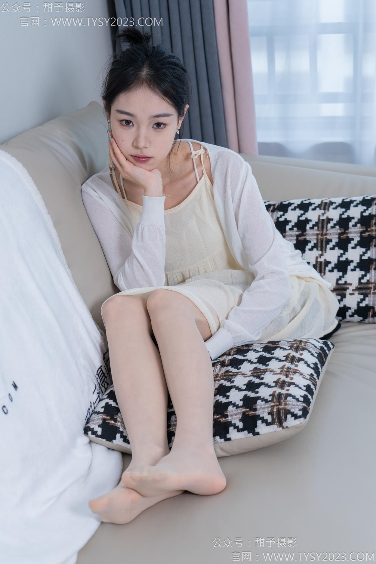 图片[110]-甜予摄影 NO.156 咻咻-高跟鞋、薄肉丝[135P] – 速更版-美库