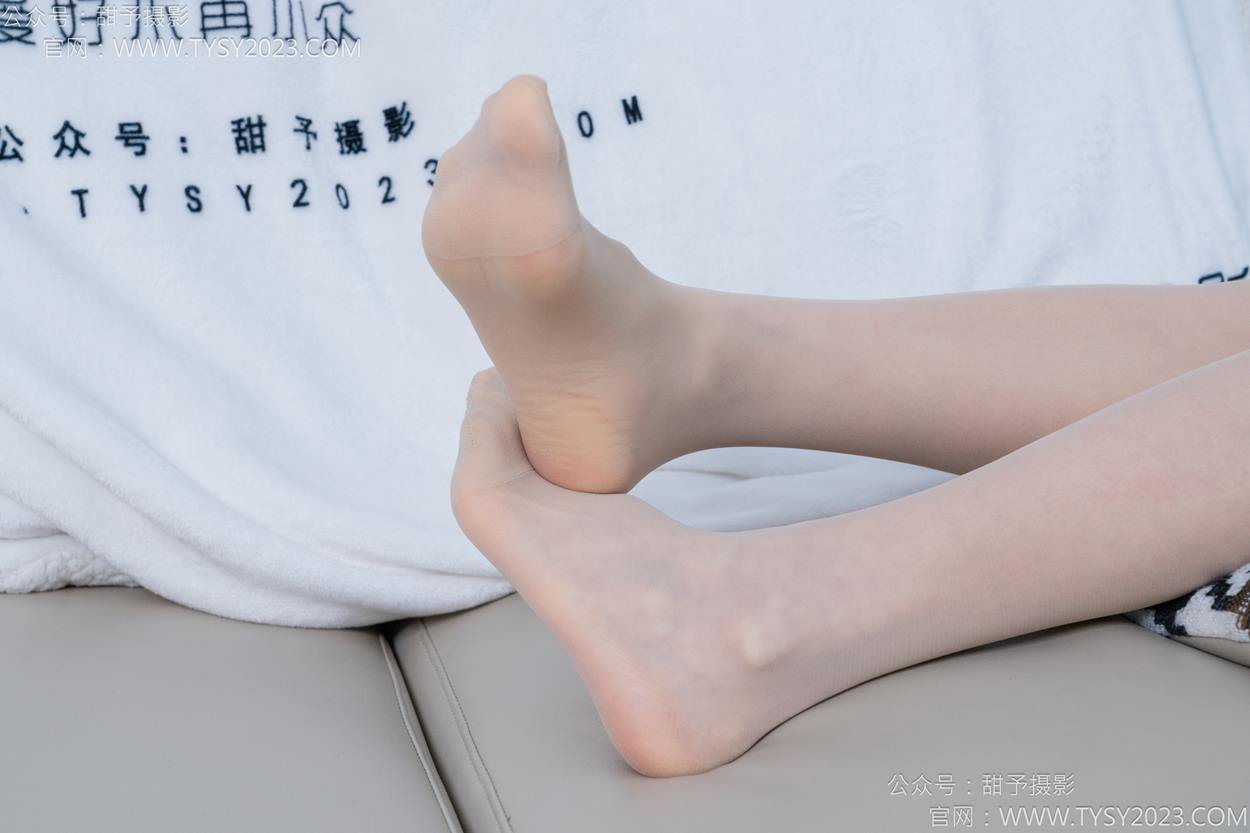 图片[132]-甜予摄影 NO.156 咻咻-高跟鞋、薄肉丝[135P] – 速更版-美库