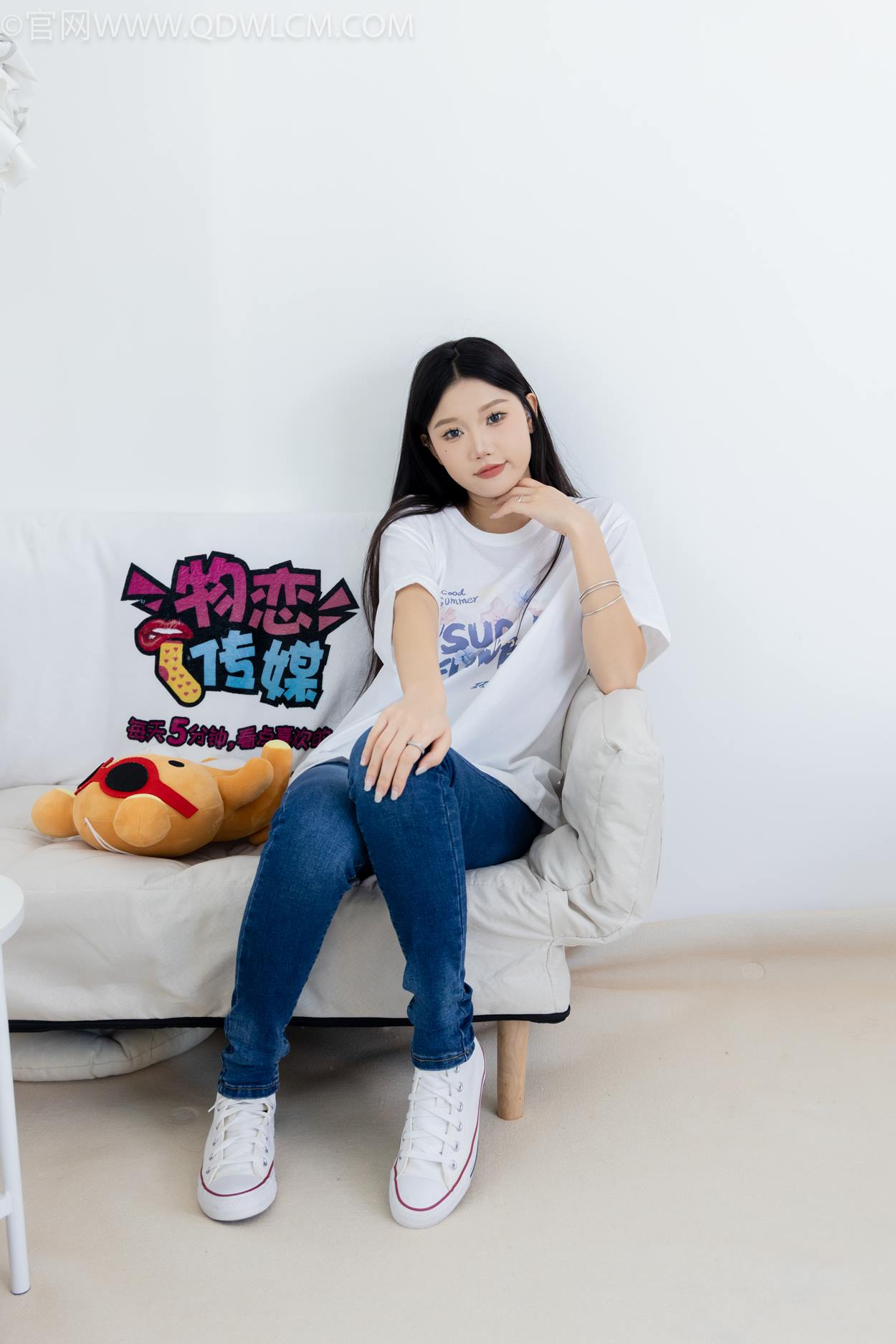 图片[13]-物恋传媒 NO.2329 小竹-帆布鞋、白船袜、肚子疼揉肚子剧情[158P] – 速更版-美库