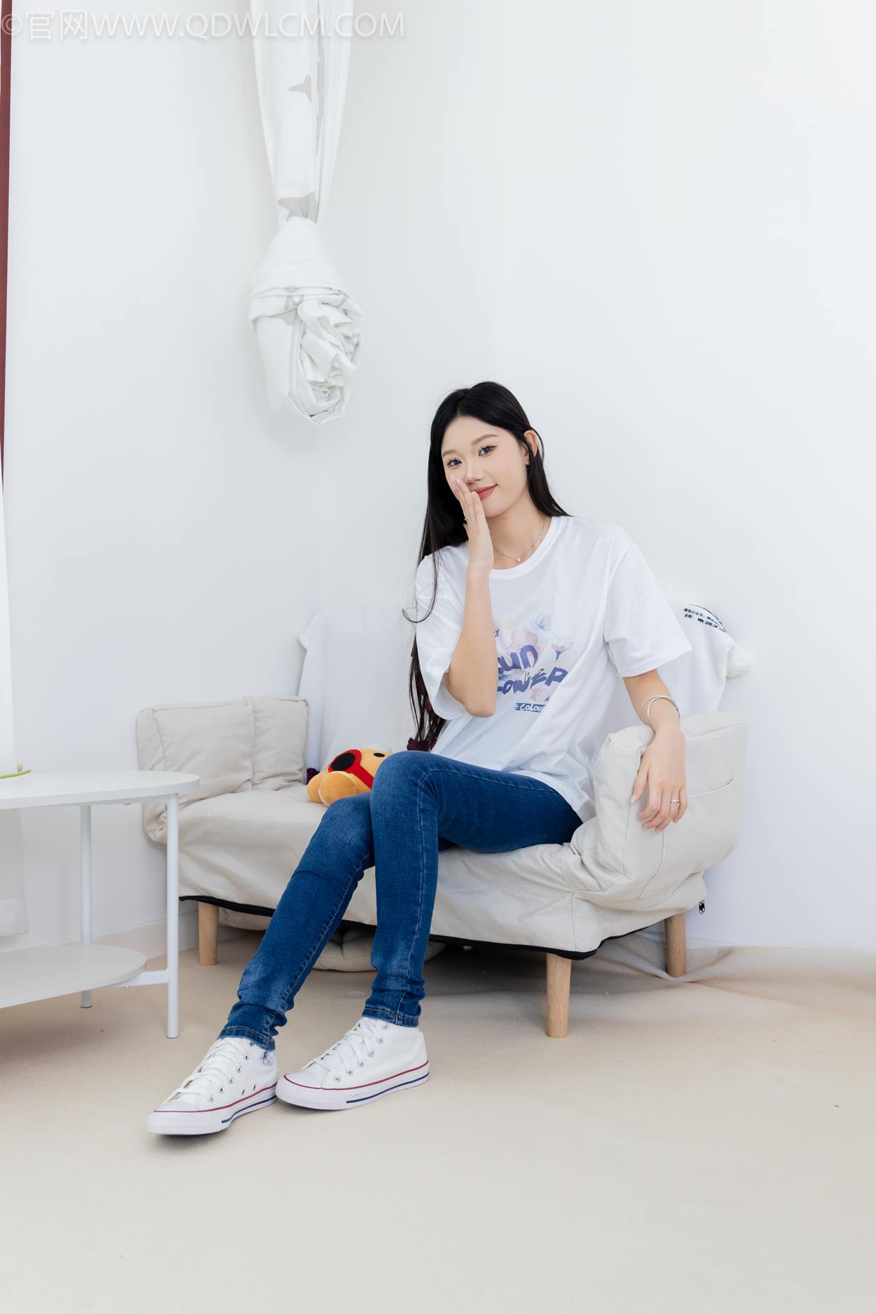 图片[23]-物恋传媒 NO.2329 小竹-帆布鞋、白船袜、肚子疼揉肚子剧情[158P] – 速更版-美库