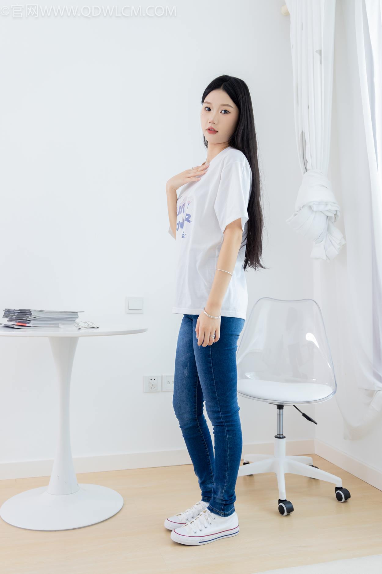 图片[29]-物恋传媒 NO.2329 小竹-帆布鞋、白船袜、肚子疼揉肚子剧情[158P] – 速更版-美库