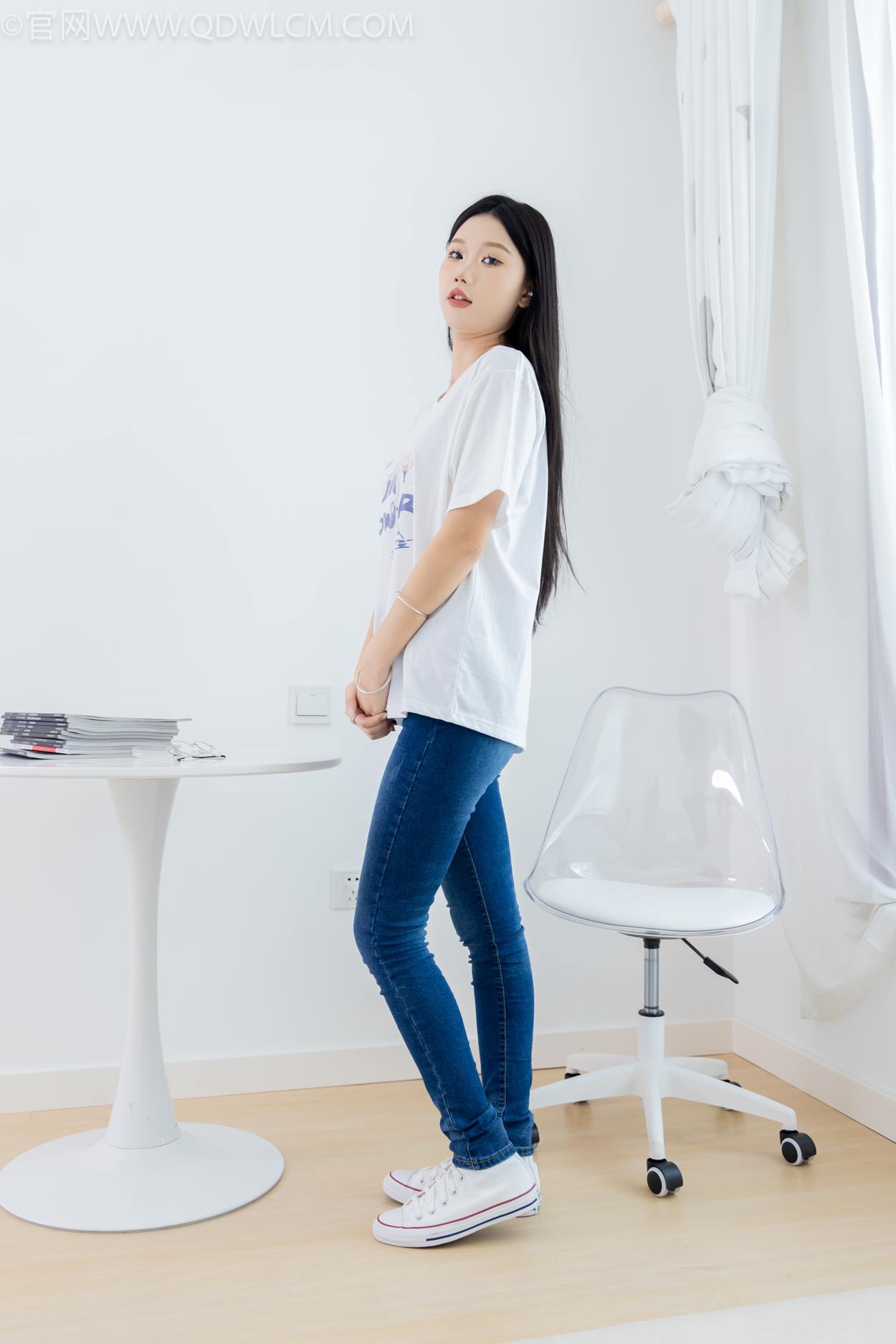 图片[31]-物恋传媒 NO.2329 小竹-帆布鞋、白船袜、肚子疼揉肚子剧情[158P] – 速更版-美库