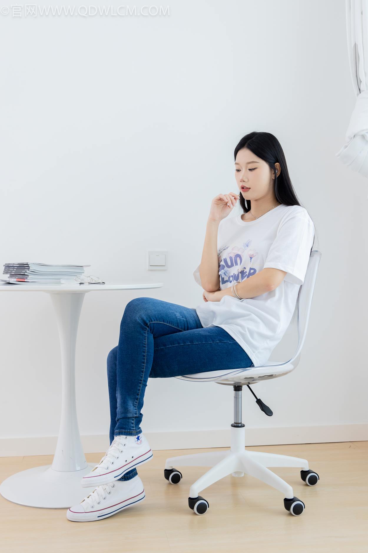 图片[33]-物恋传媒 NO.2329 小竹-帆布鞋、白船袜、肚子疼揉肚子剧情[158P] – 速更版-美库