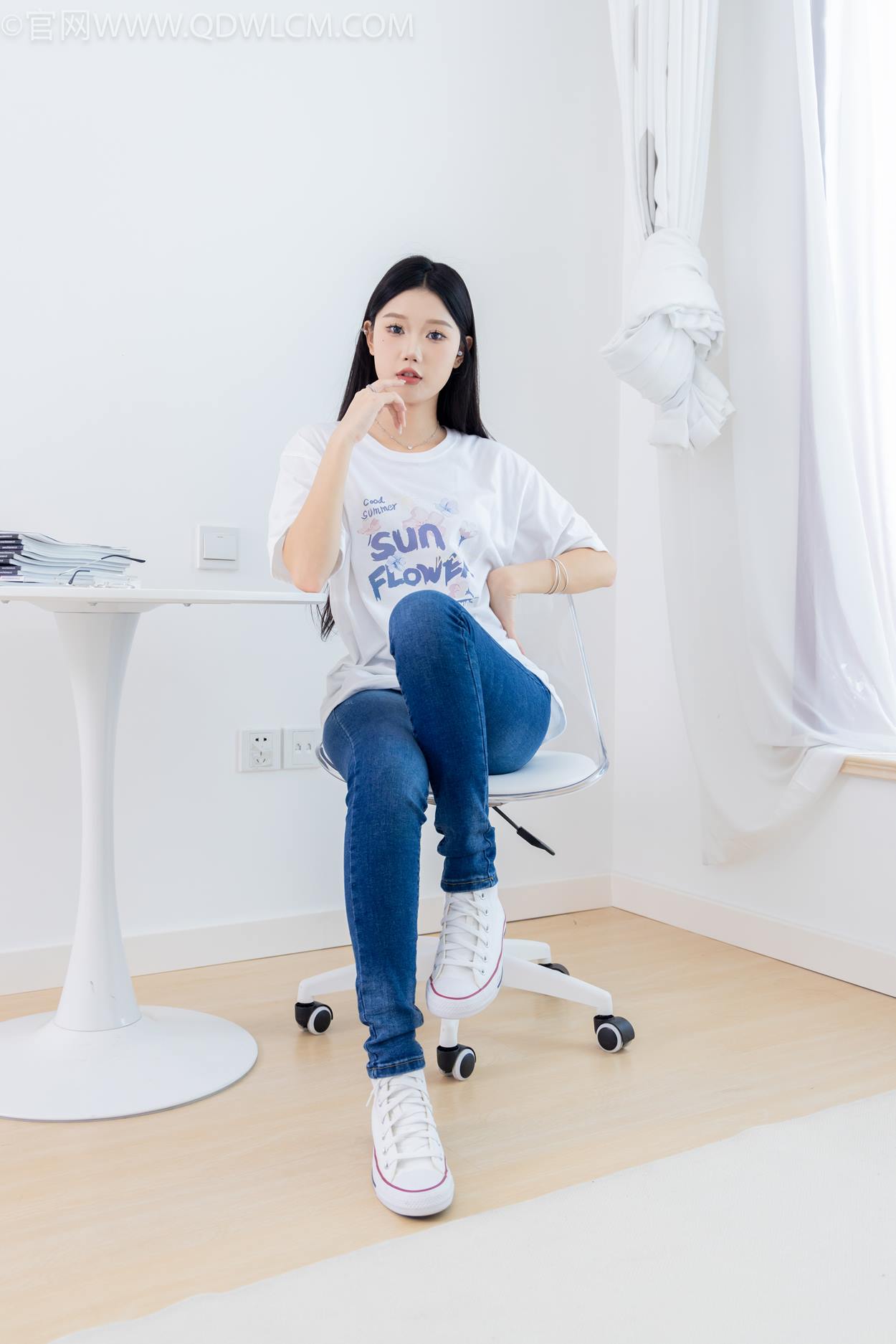 图片[48]-物恋传媒 NO.2329 小竹-帆布鞋、白船袜、肚子疼揉肚子剧情[158P] – 速更版-美库