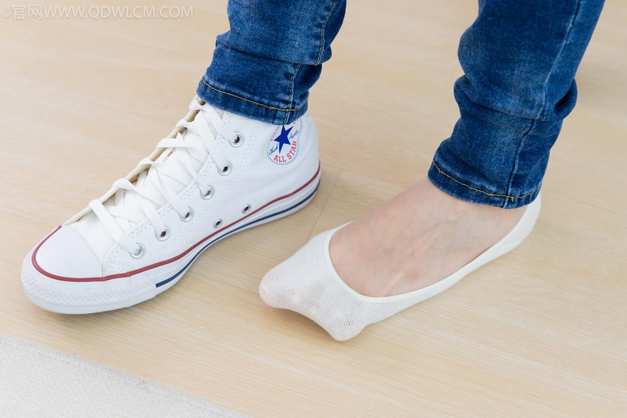 图片[64]-物恋传媒 NO.2329 小竹-帆布鞋、白船袜、肚子疼揉肚子剧情[158P] – 速更版-美库