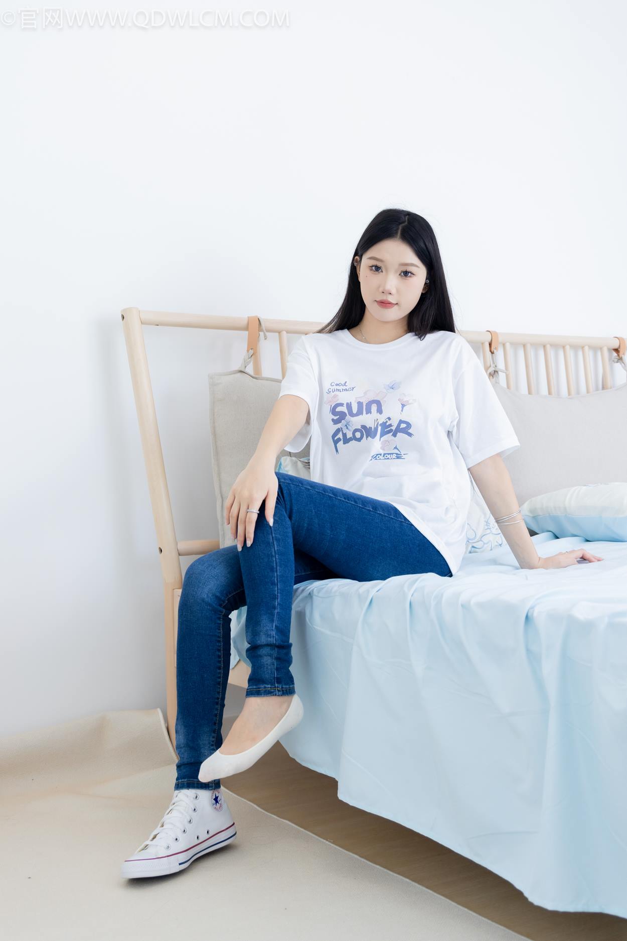 图片[69]-物恋传媒 NO.2329 小竹-帆布鞋、白船袜、肚子疼揉肚子剧情[158P] – 速更版-美库