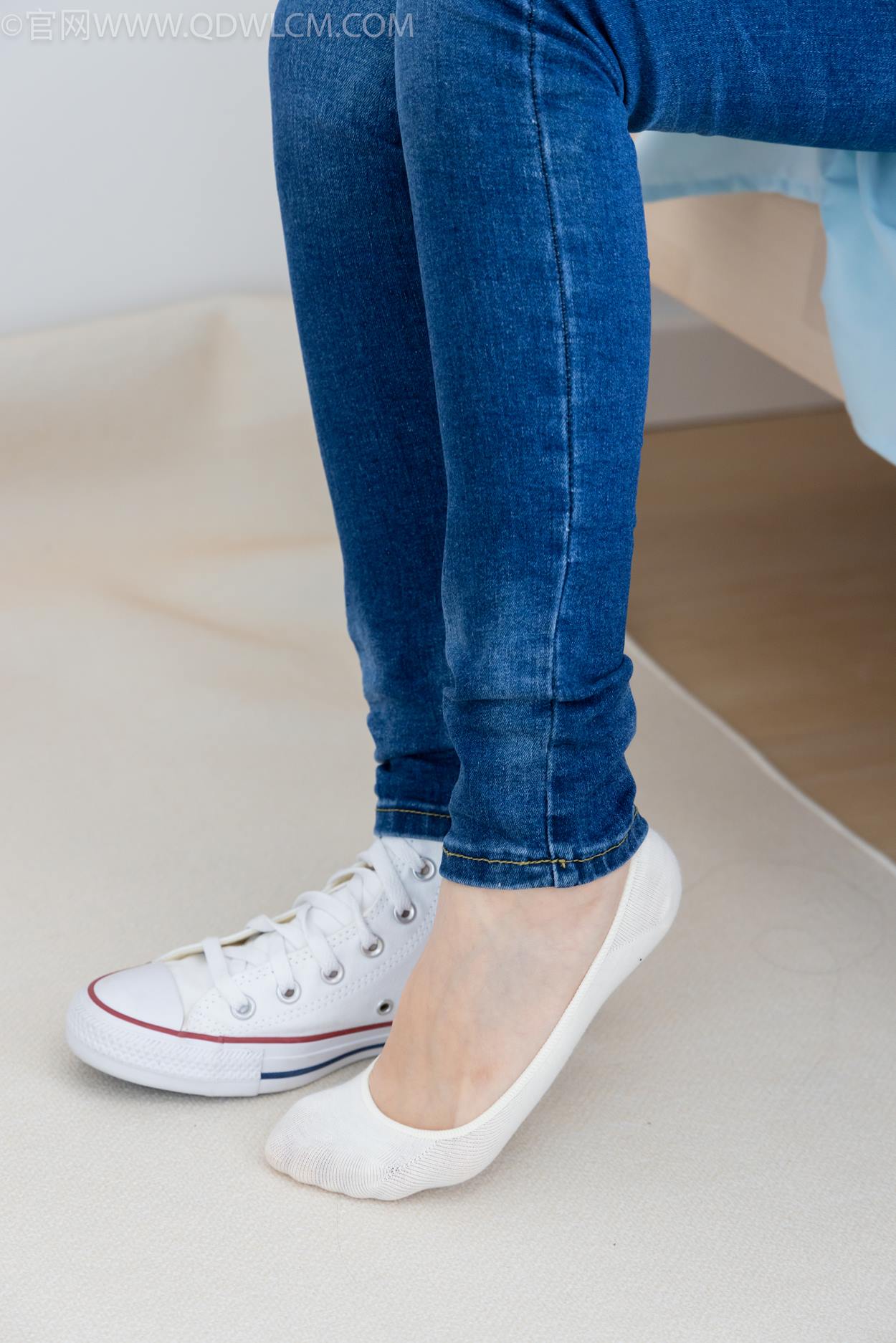 图片[73]-物恋传媒 NO.2329 小竹-帆布鞋、白船袜、肚子疼揉肚子剧情[158P] – 速更版-美库