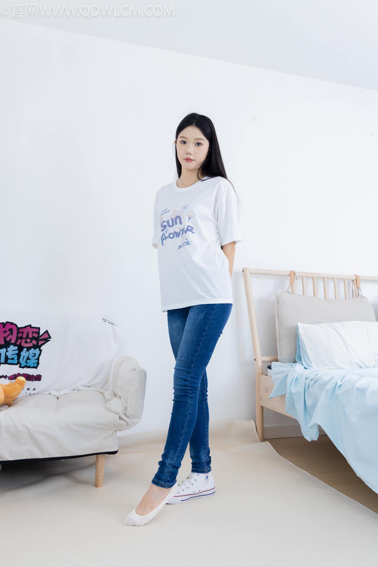 图片[79]-物恋传媒 NO.2329 小竹-帆布鞋、白船袜、肚子疼揉肚子剧情[158P] – 速更版-美库