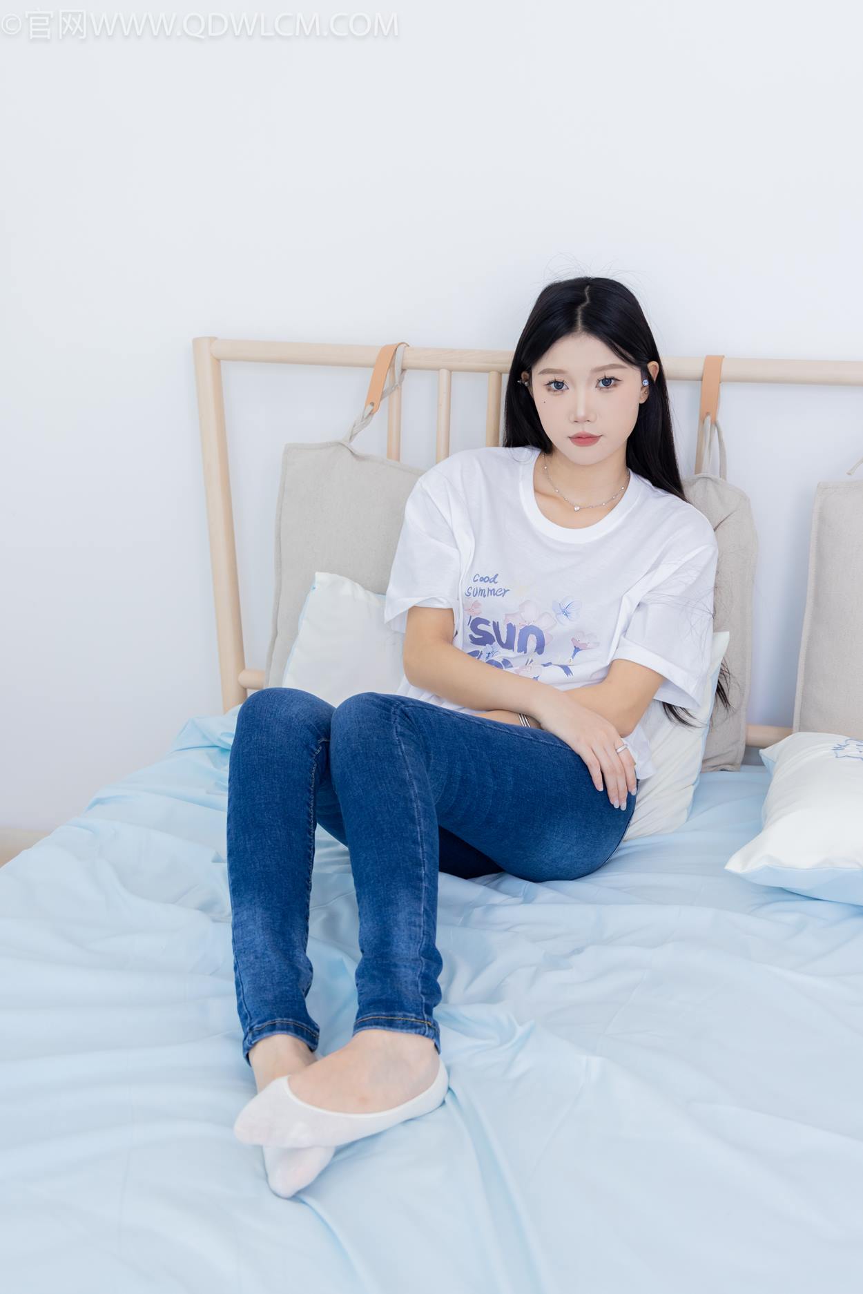 图片[110]-物恋传媒 NO.2329 小竹-帆布鞋、白船袜、肚子疼揉肚子剧情[158P] – 速更版-美库