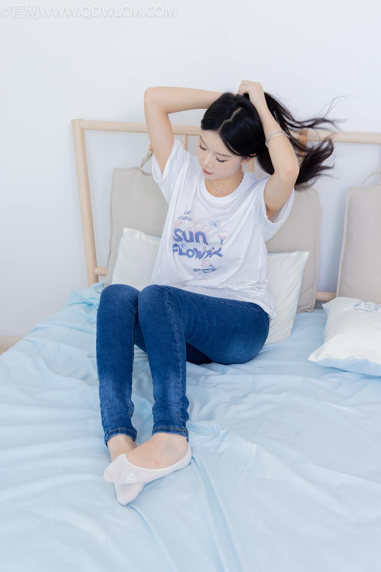 图片[112]-物恋传媒 NO.2329 小竹-帆布鞋、白船袜、肚子疼揉肚子剧情[158P] – 速更版-美库