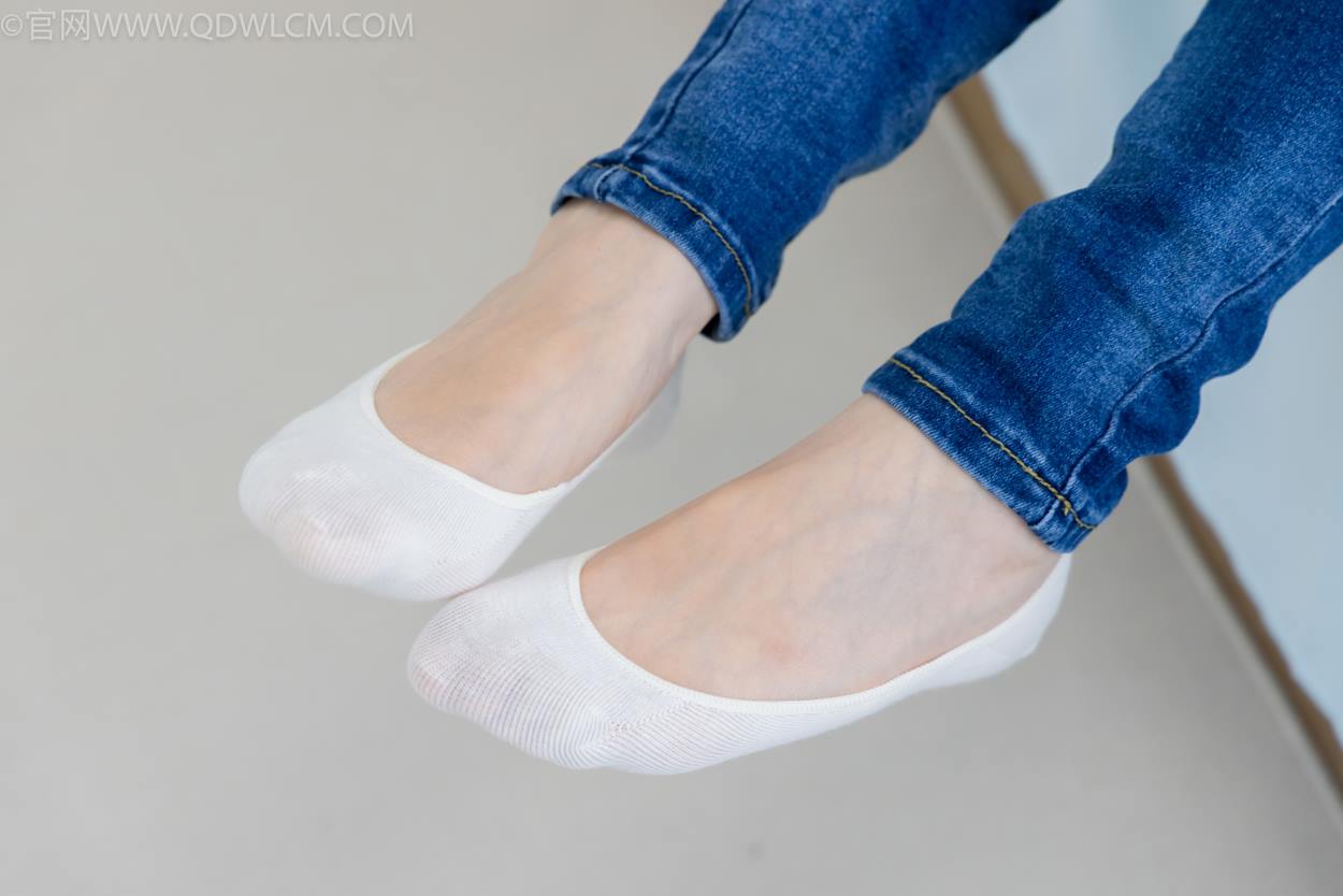 图片[117]-物恋传媒 NO.2329 小竹-帆布鞋、白船袜、肚子疼揉肚子剧情[158P] – 速更版-美库